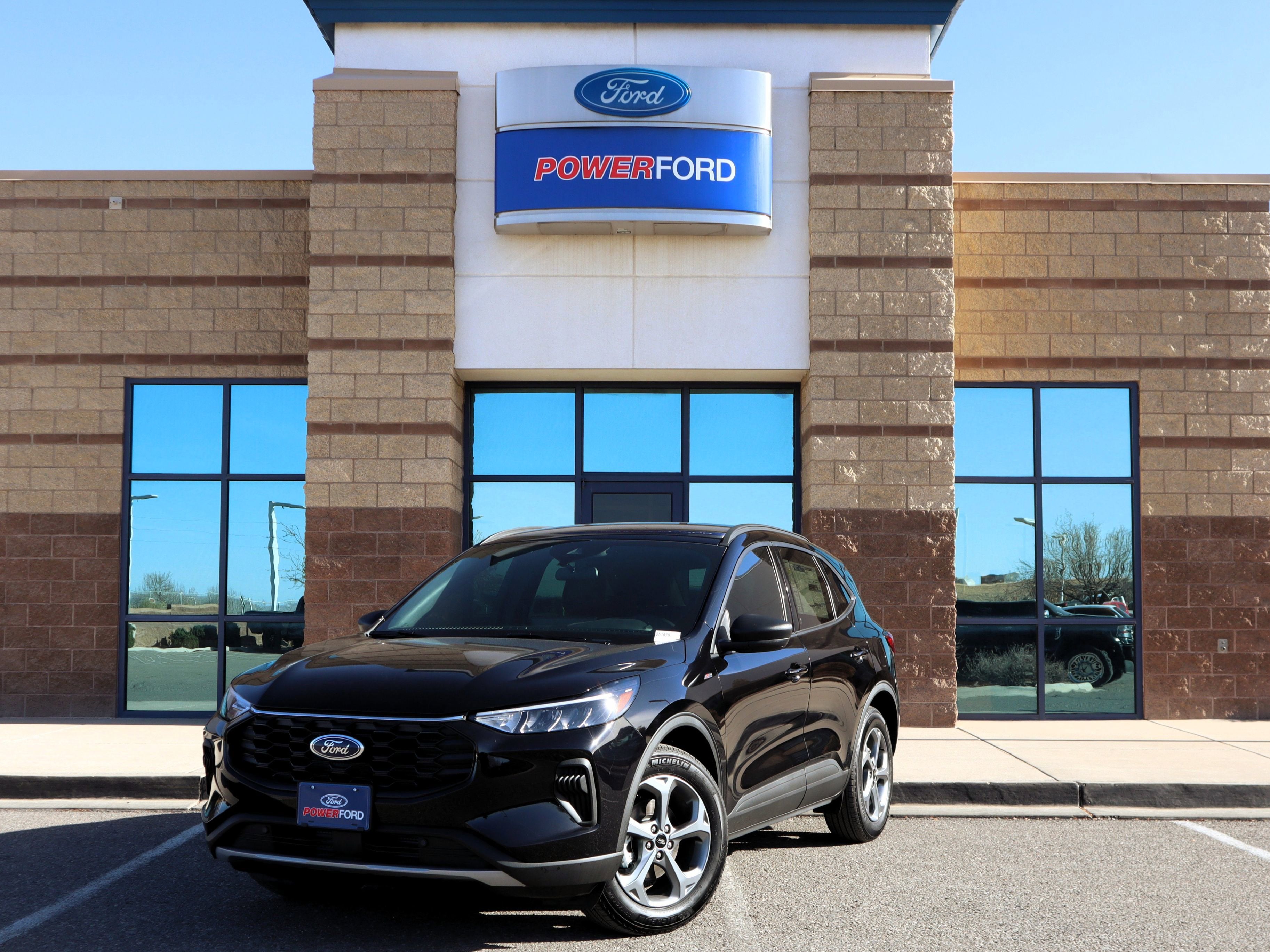 2025 Ford Escape Hybrid ST-Line