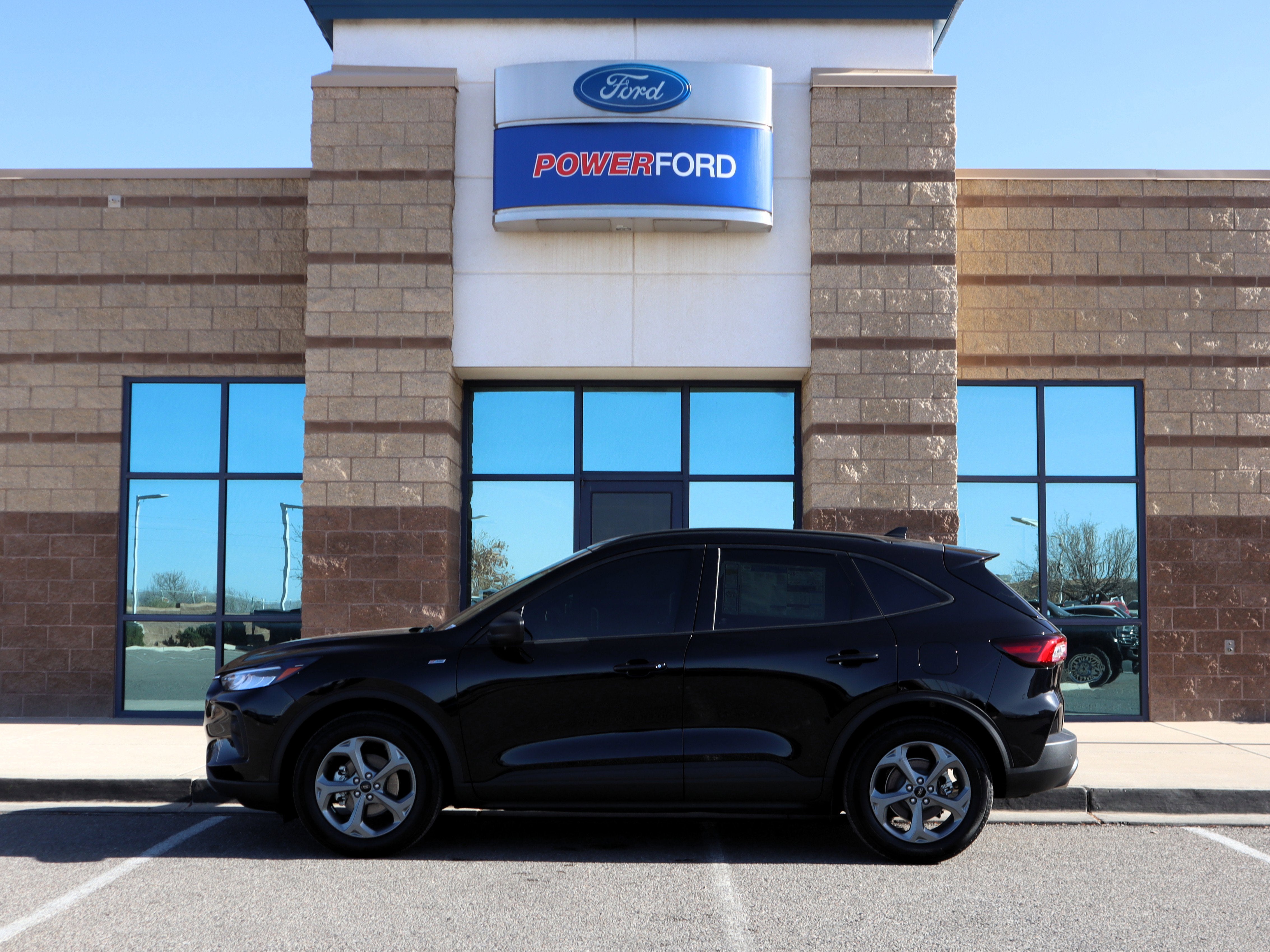 2025 Ford Escape Hybrid ST-Line