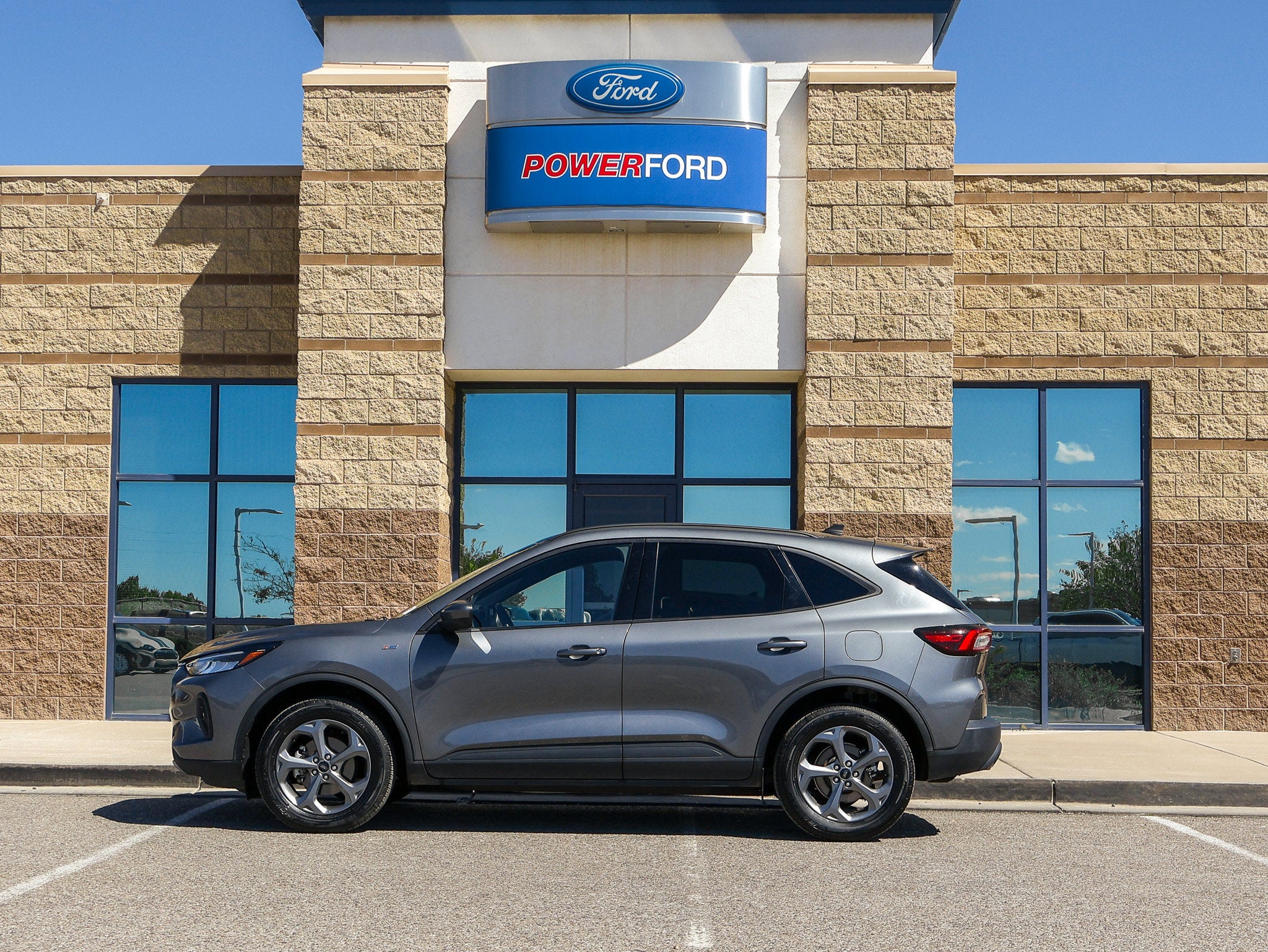 2025 Ford Escape ST-Line Select