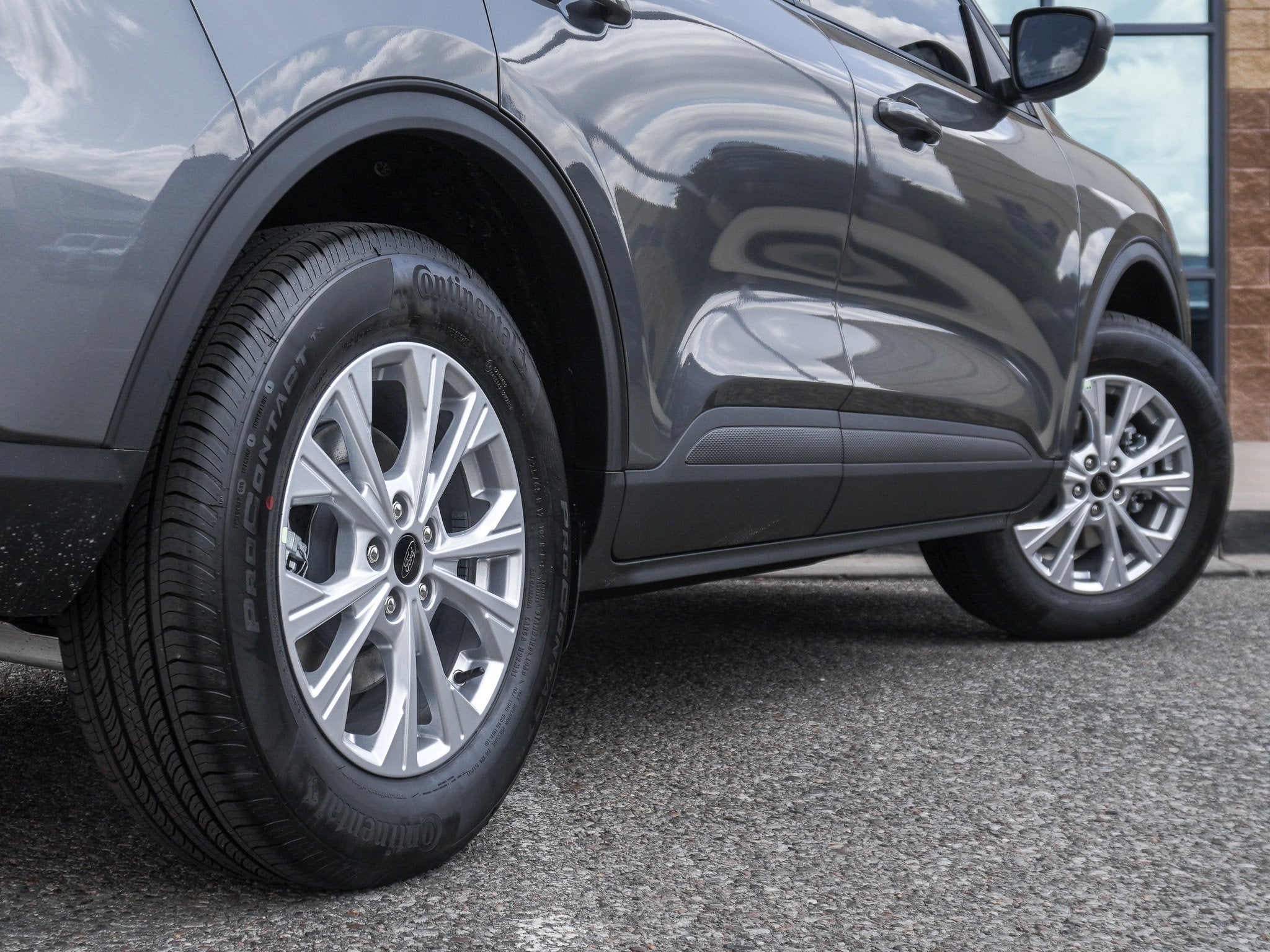 2025 Ford Escape Hybrid ST-Line Select