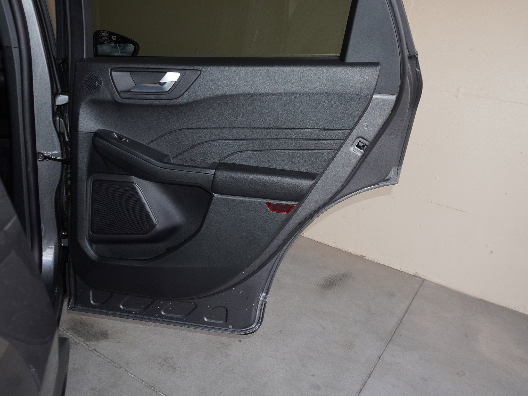 2025 Ford Escape Hybrid ST-Line Select