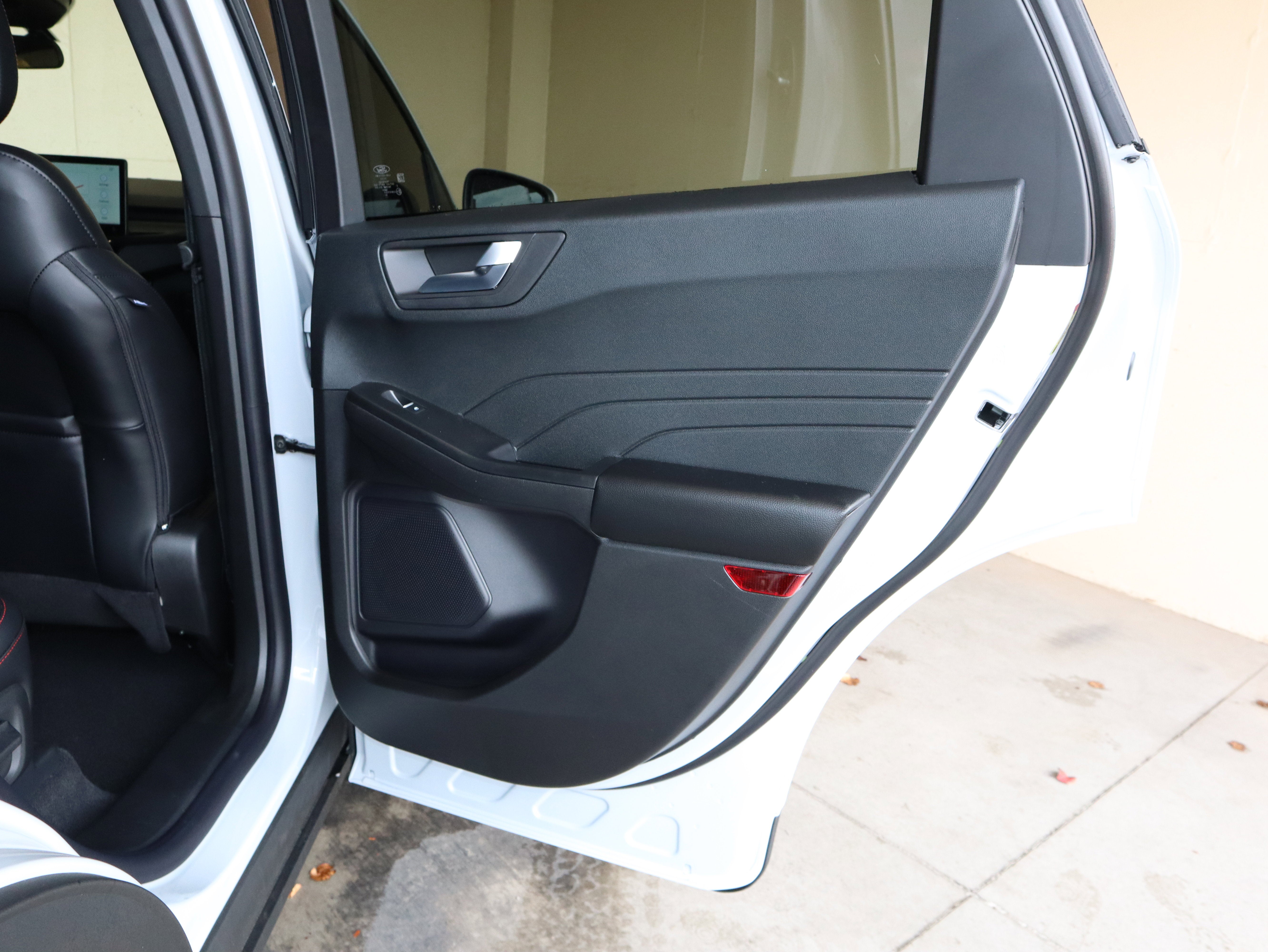 2026 Ford Escape Hybrid ST-Line Select