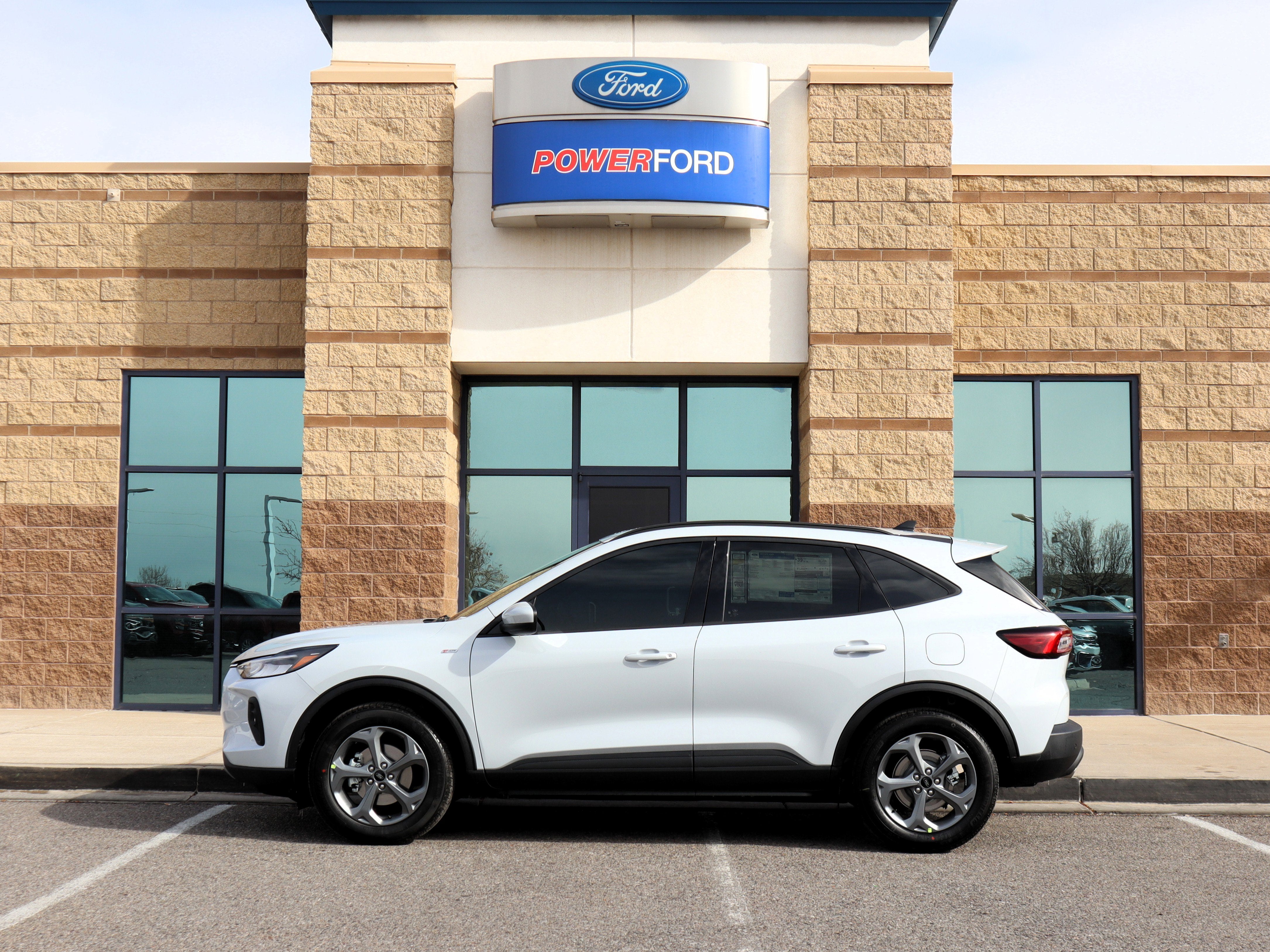 2026 Ford Escape Hybrid ST-Line Select