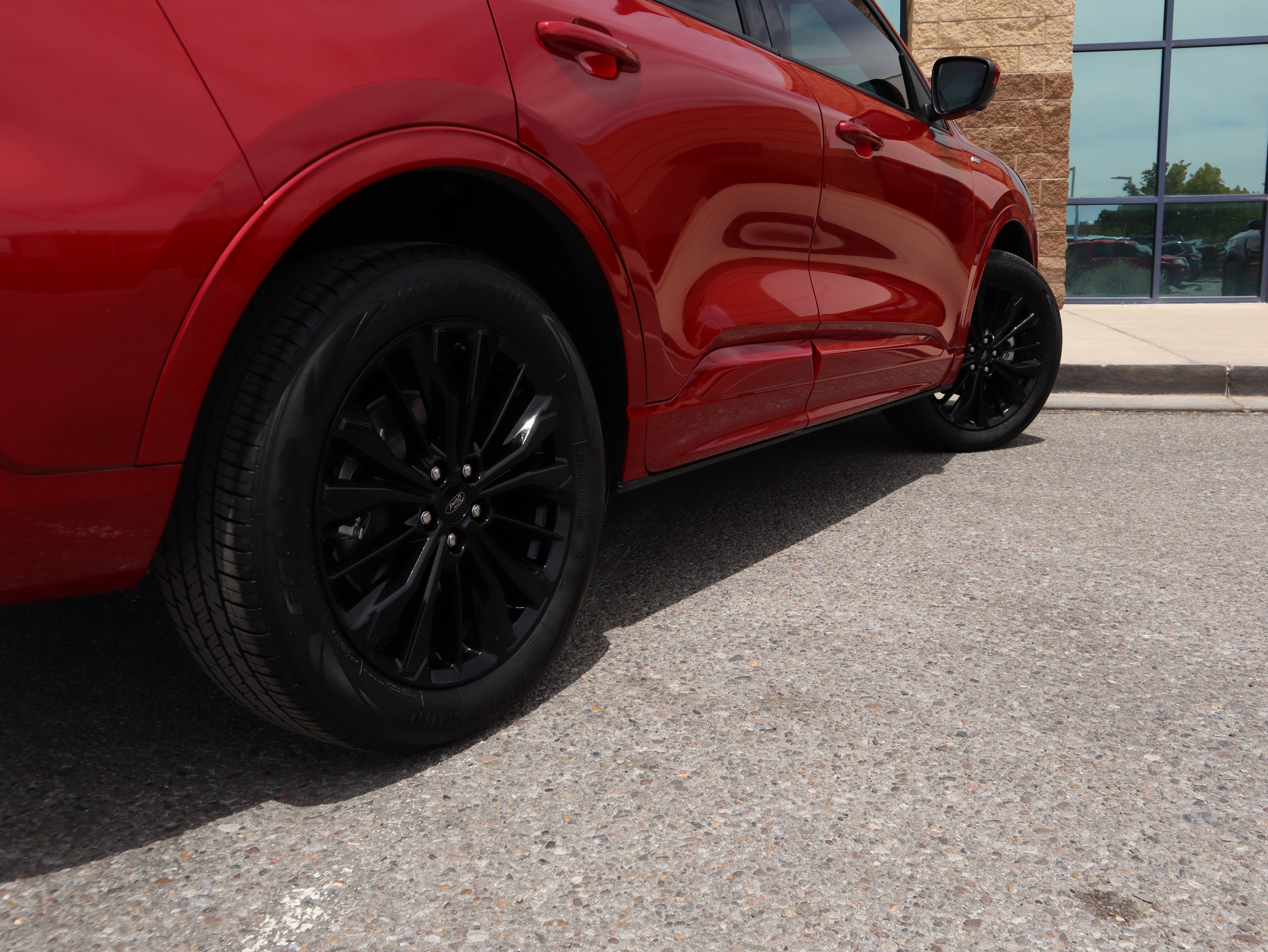 2025 Ford Escape ST-Line Elite