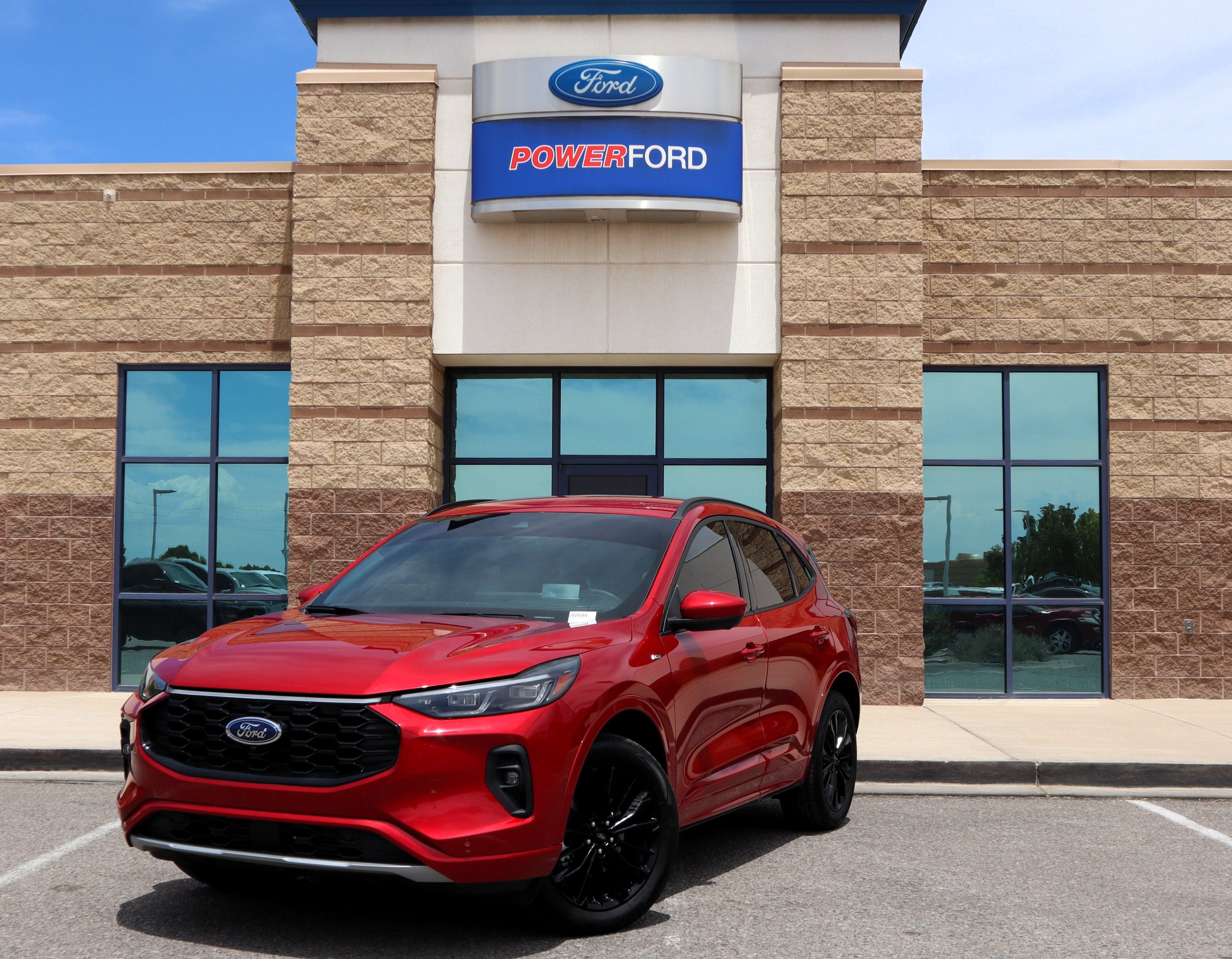 2025 Ford Escape ST-Line Elite