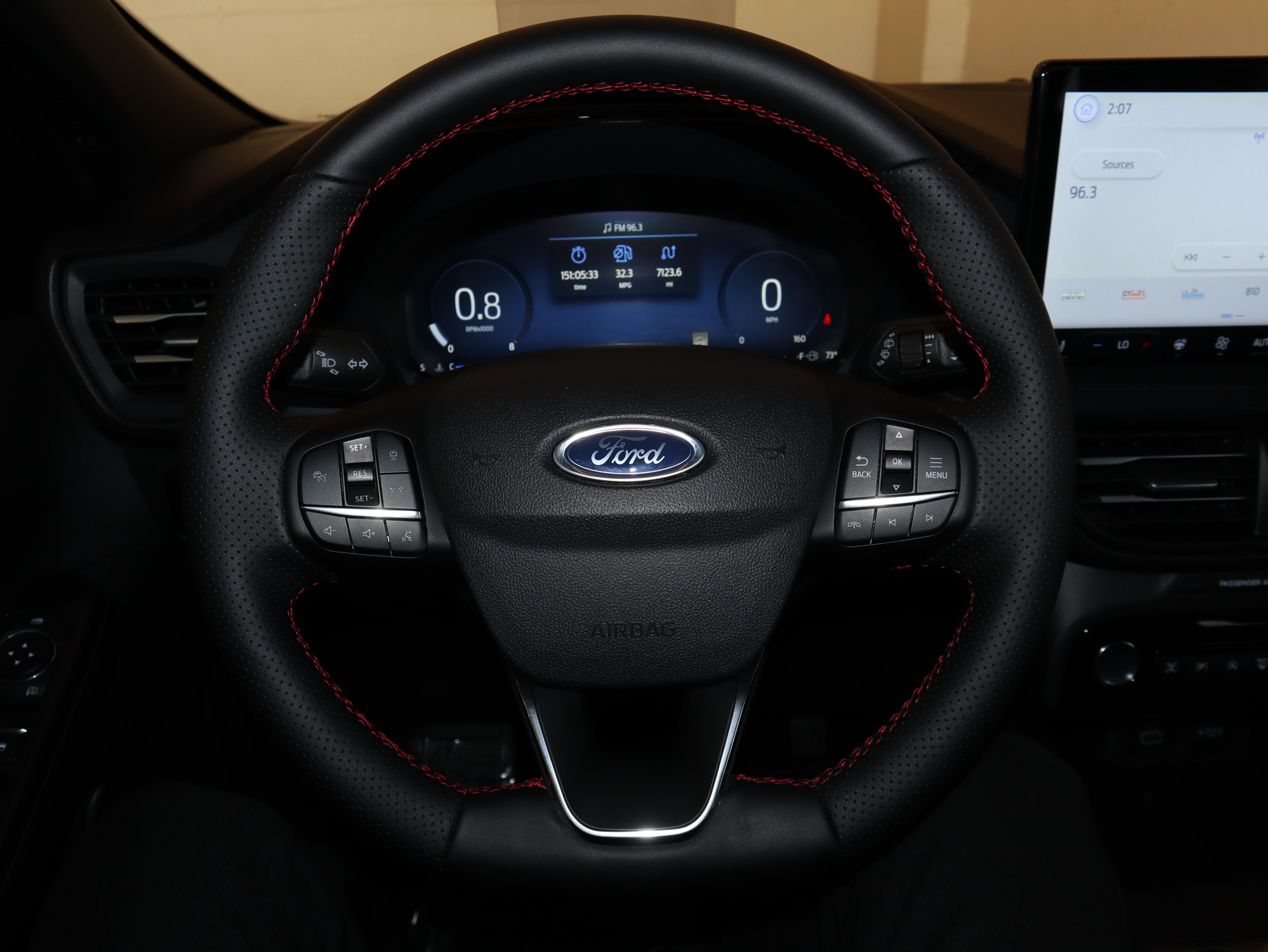 2025 Ford Escape ST-Line Elite