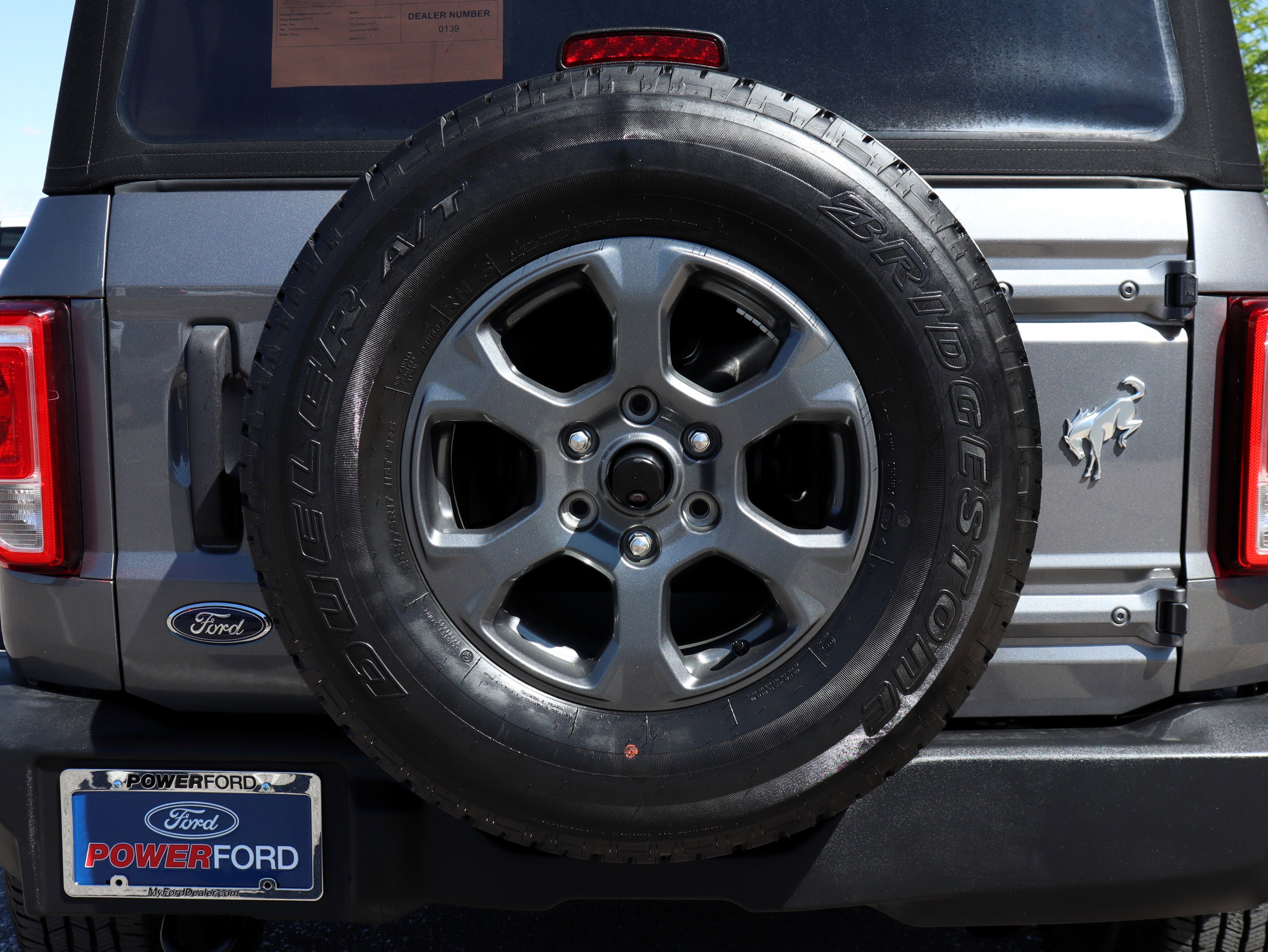 2021 Ford Bronco Base