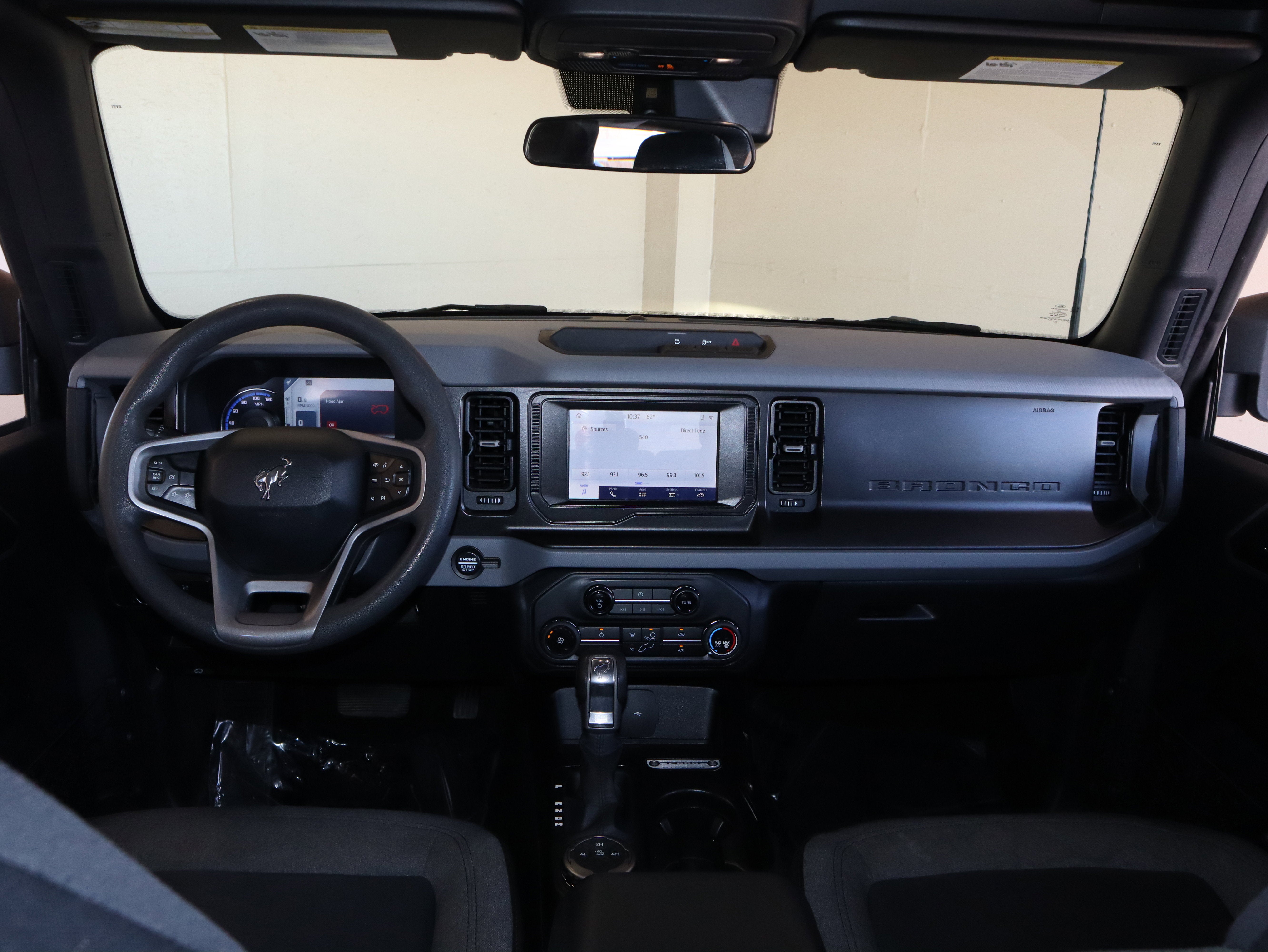 2021 Ford Bronco Base