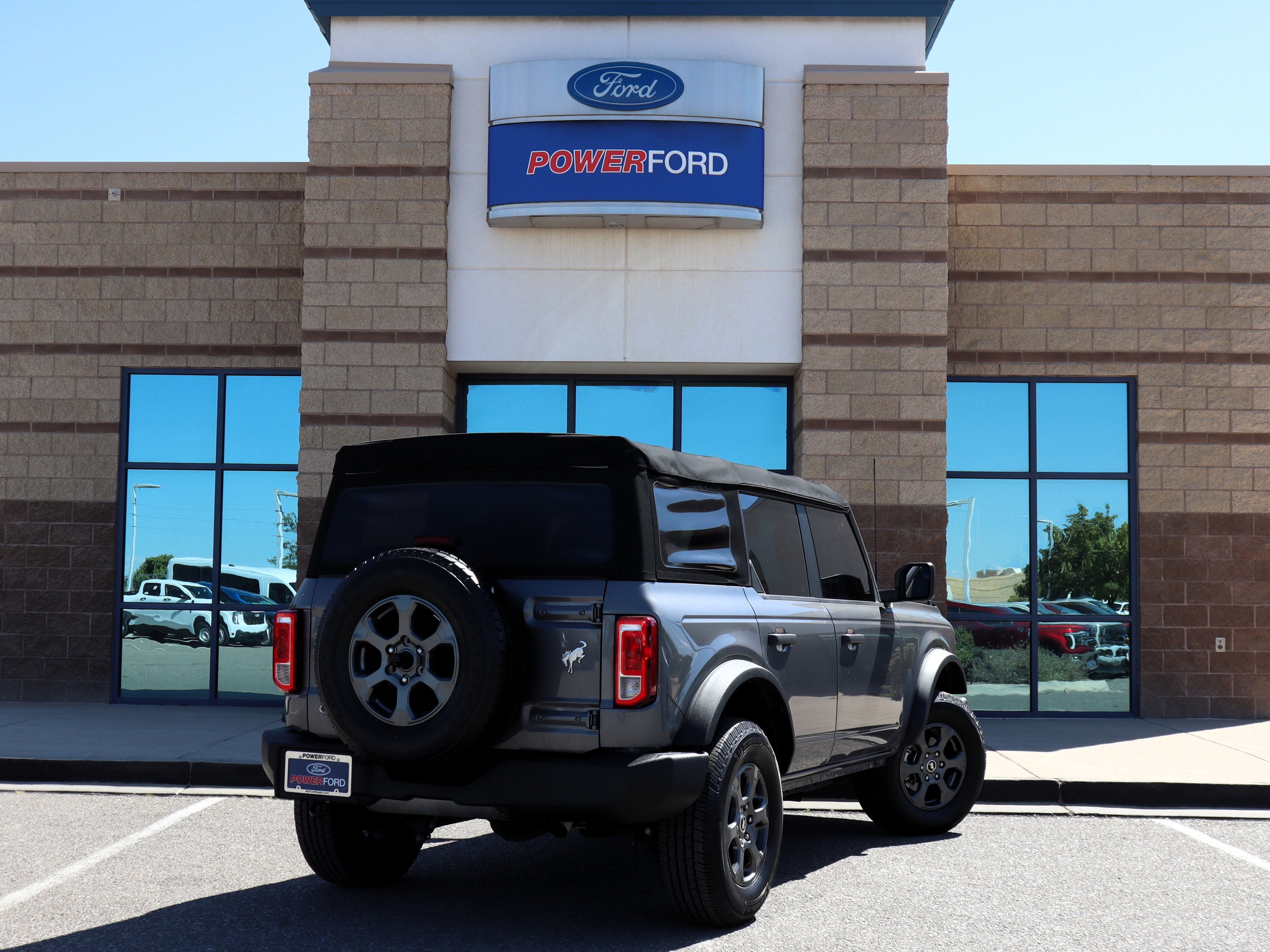 2021 Ford Bronco Base