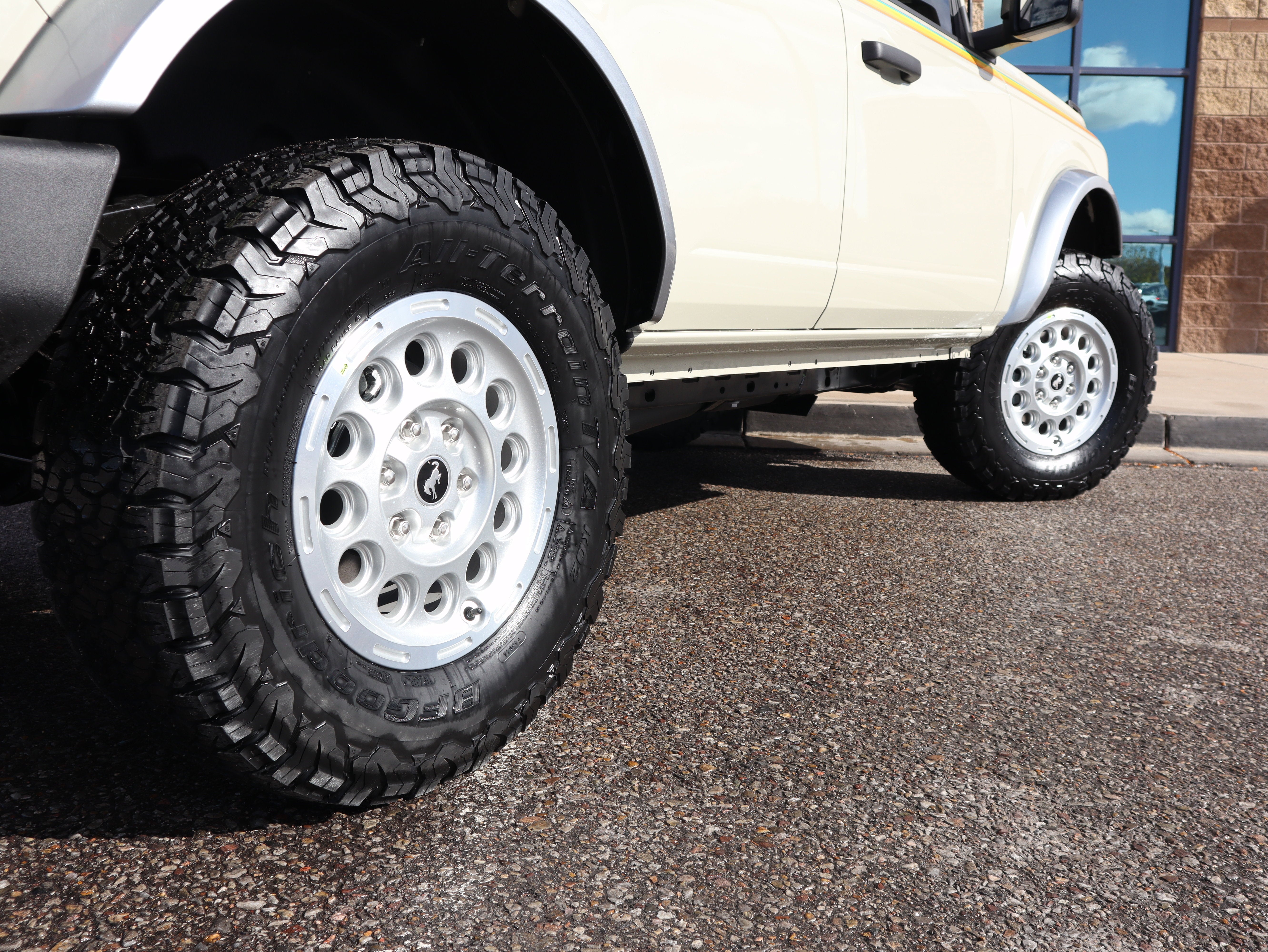 2025 Ford Bronco Base