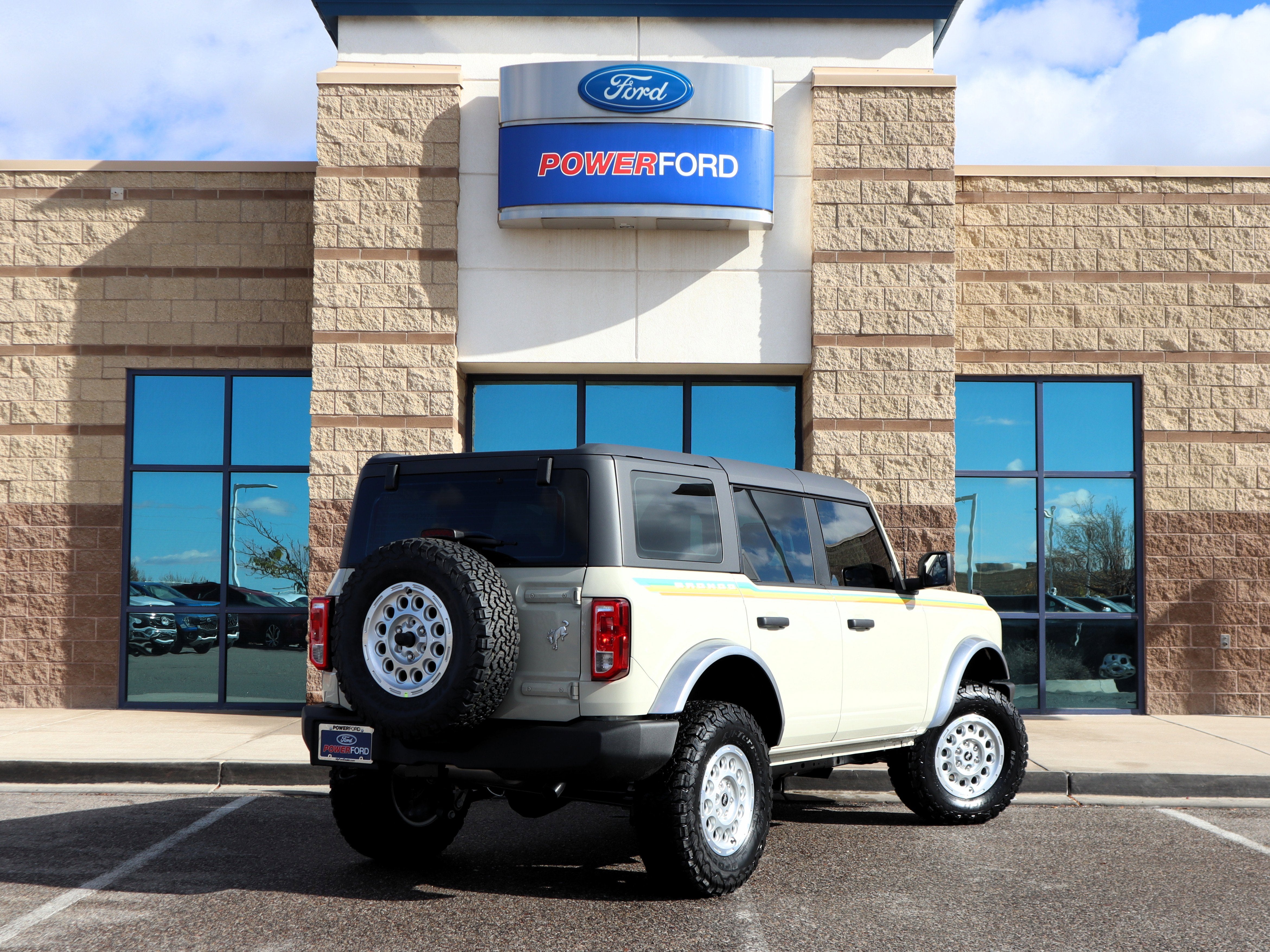 2025 Ford Bronco Base