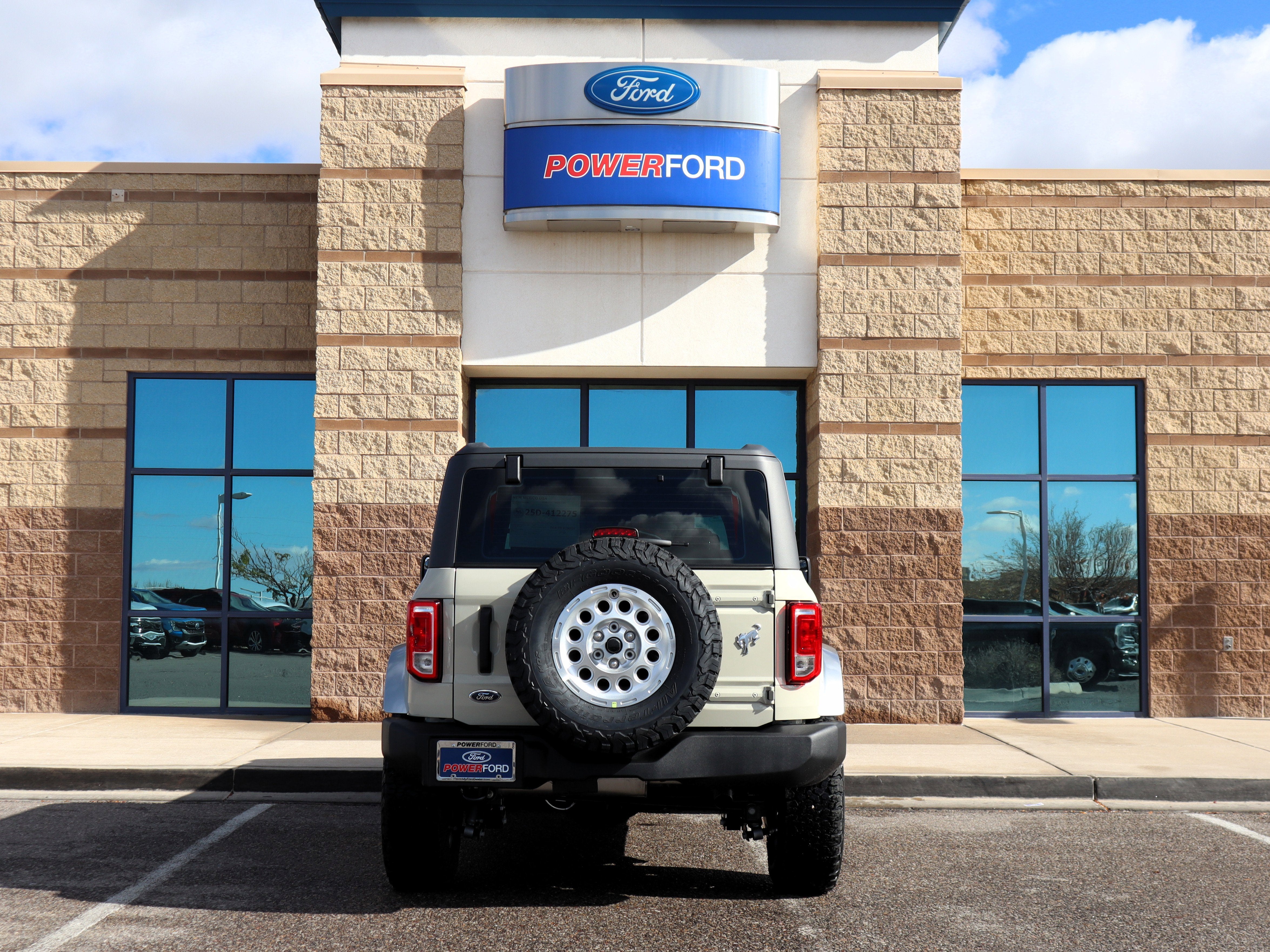 2025 Ford Bronco Base