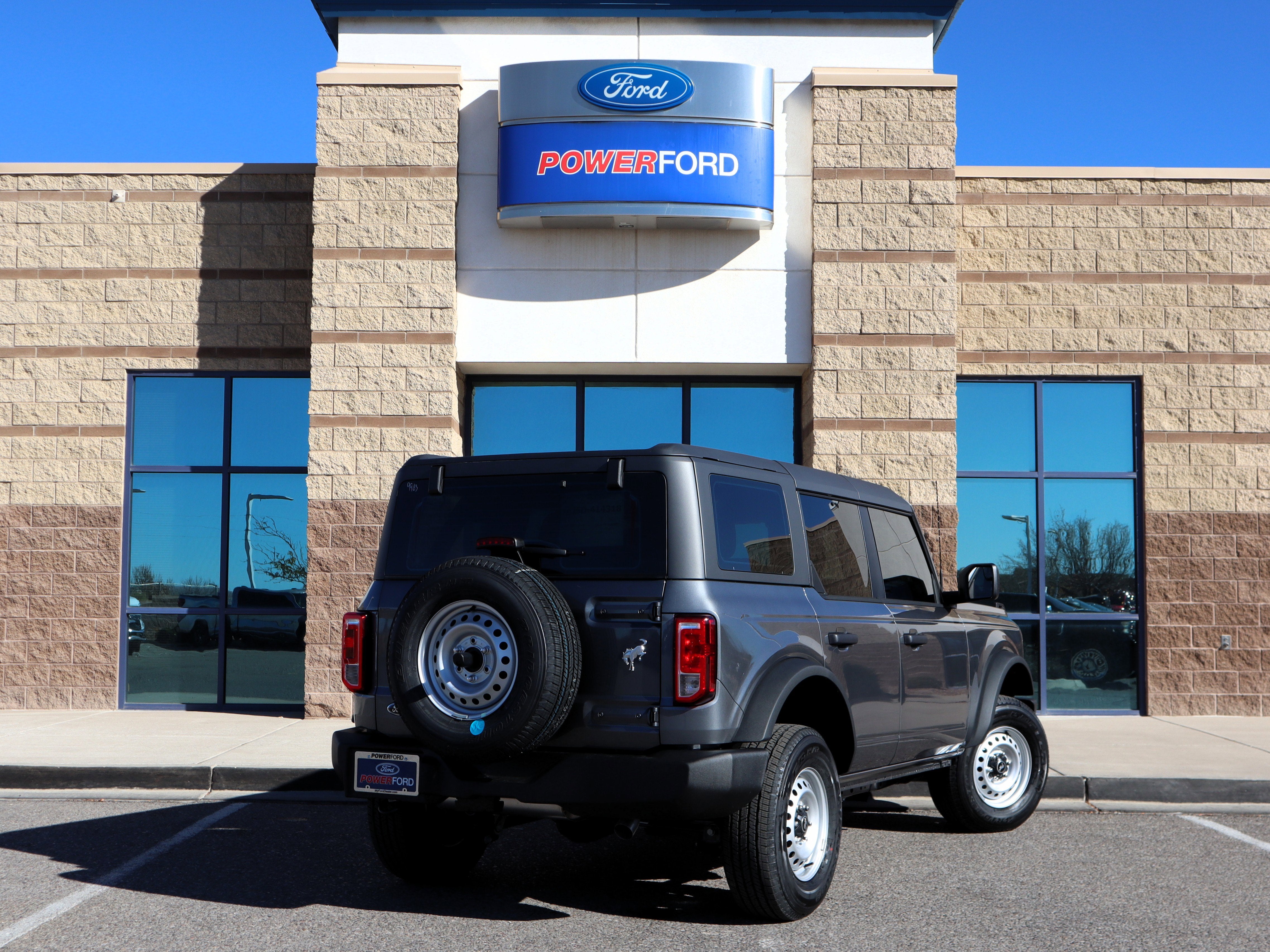 2025 Ford Bronco Base