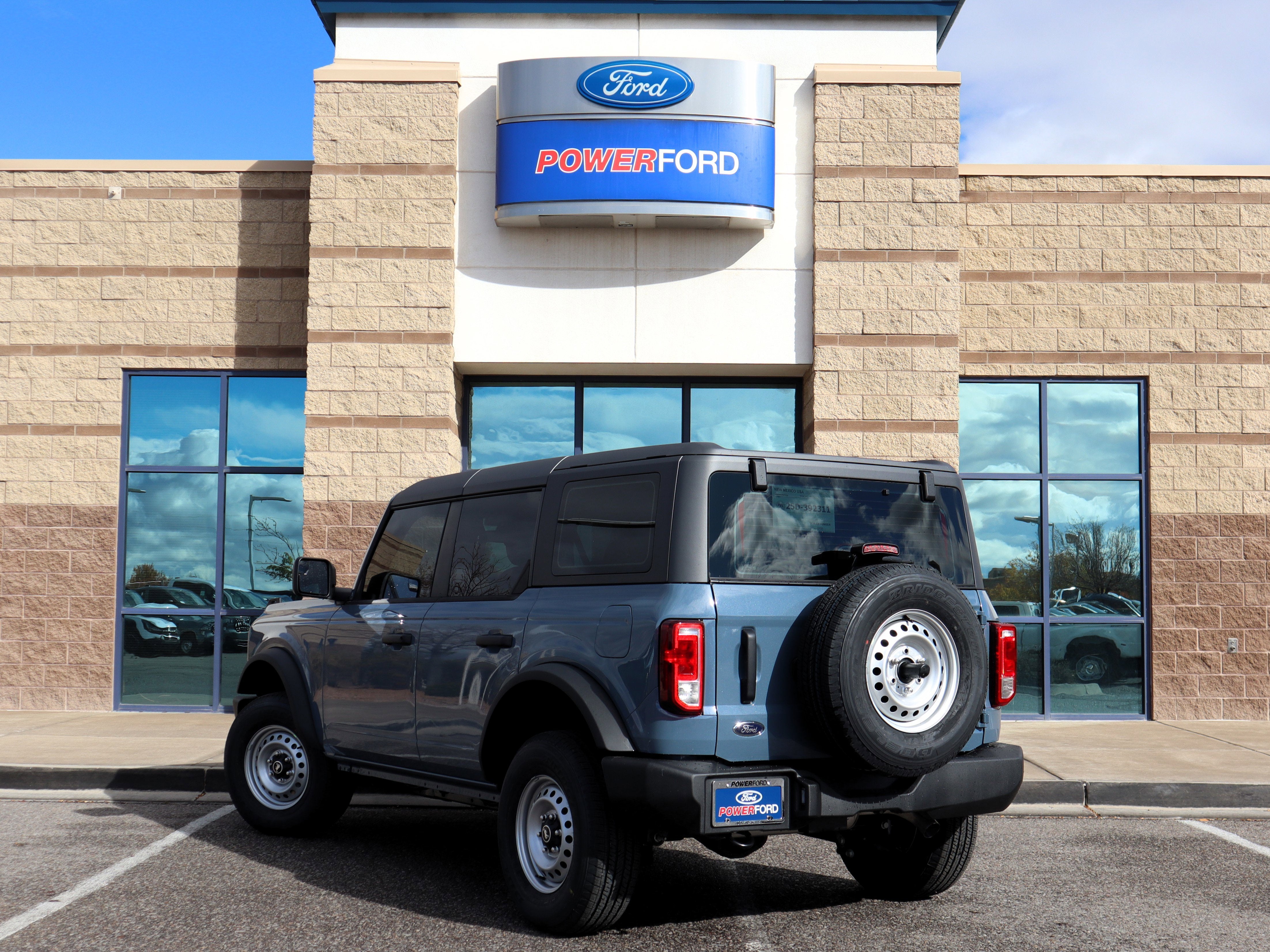 2025 Ford Bronco Base