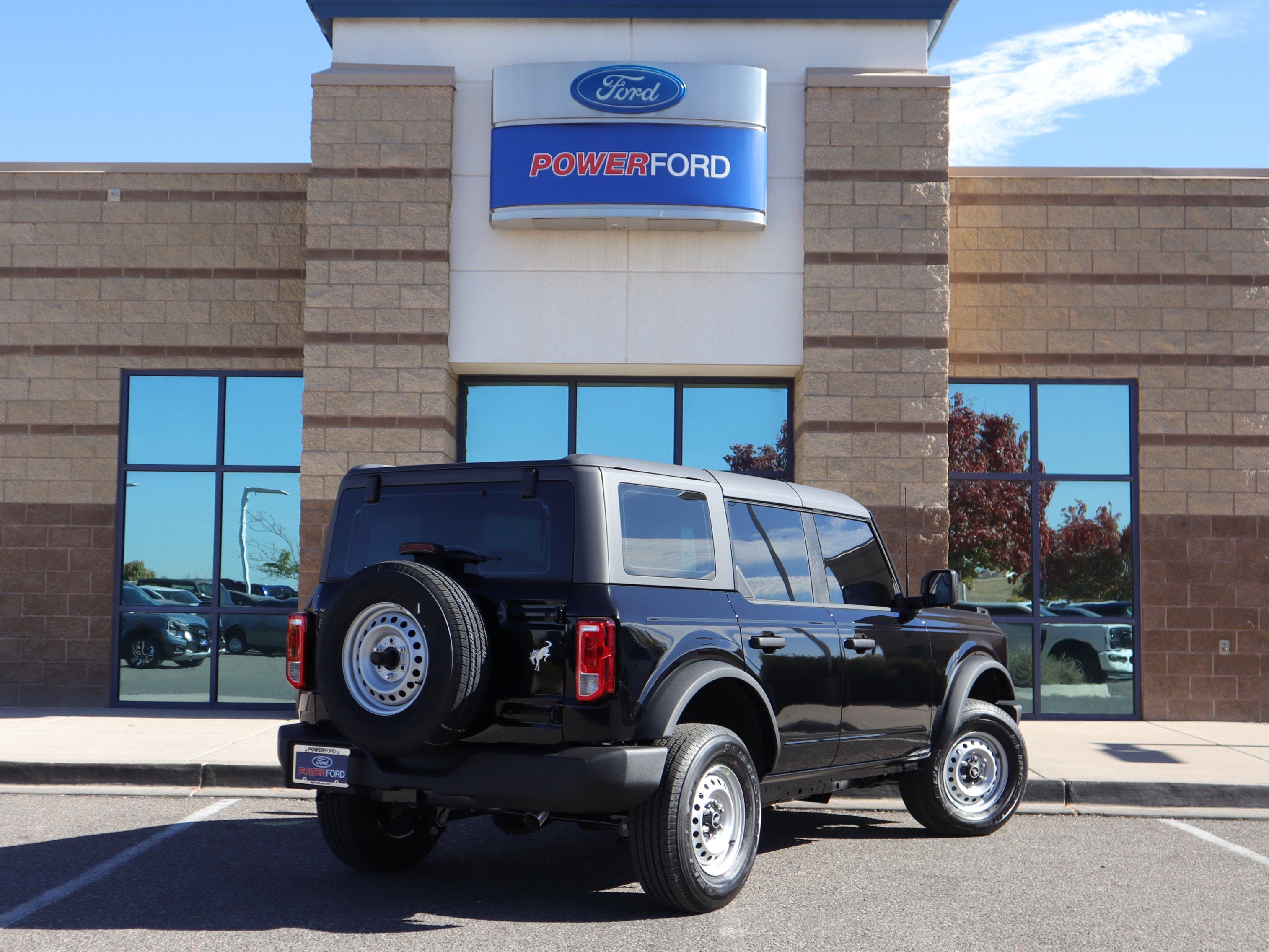 2025 Ford Bronco Base