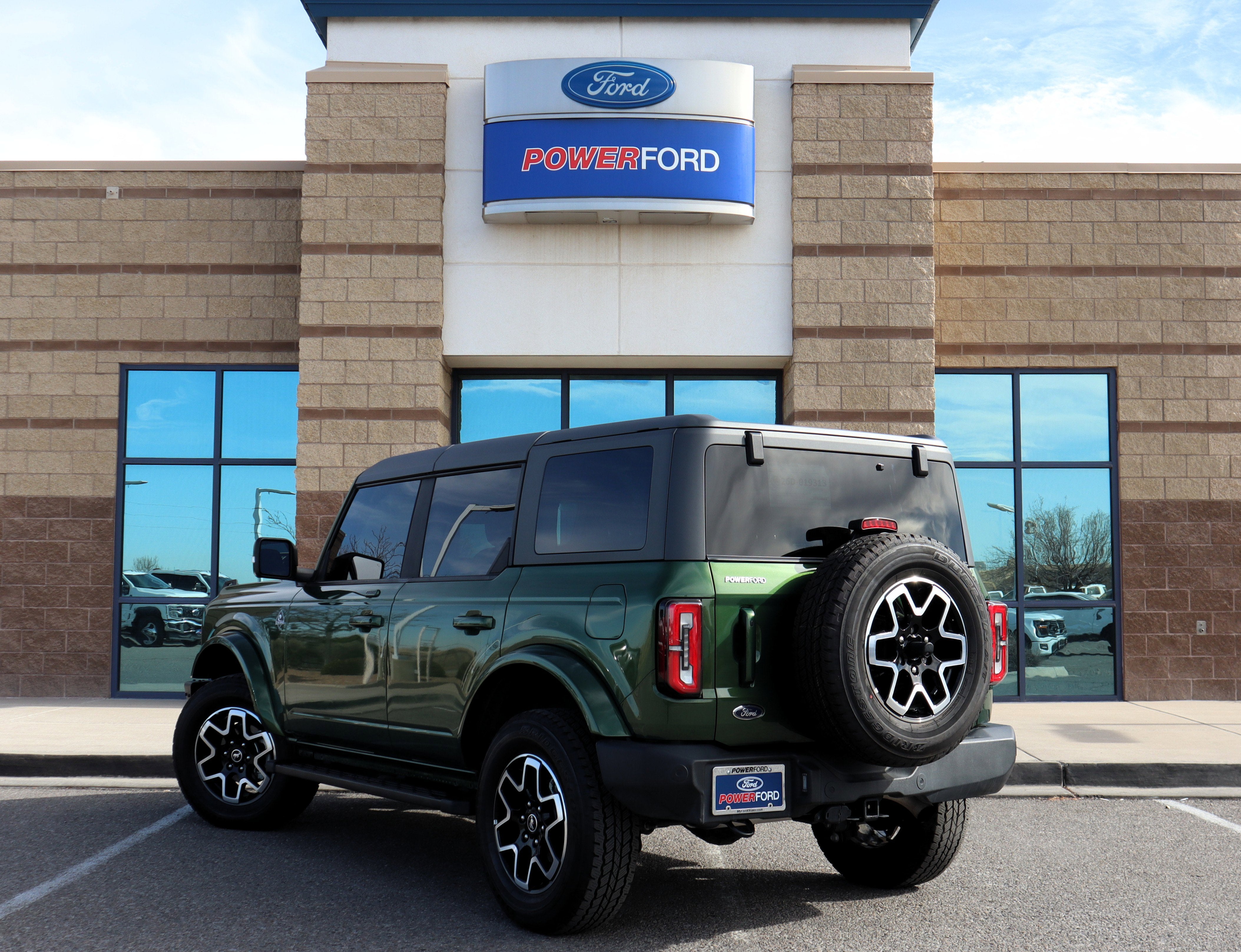 2023 Ford Bronco Outer Banks