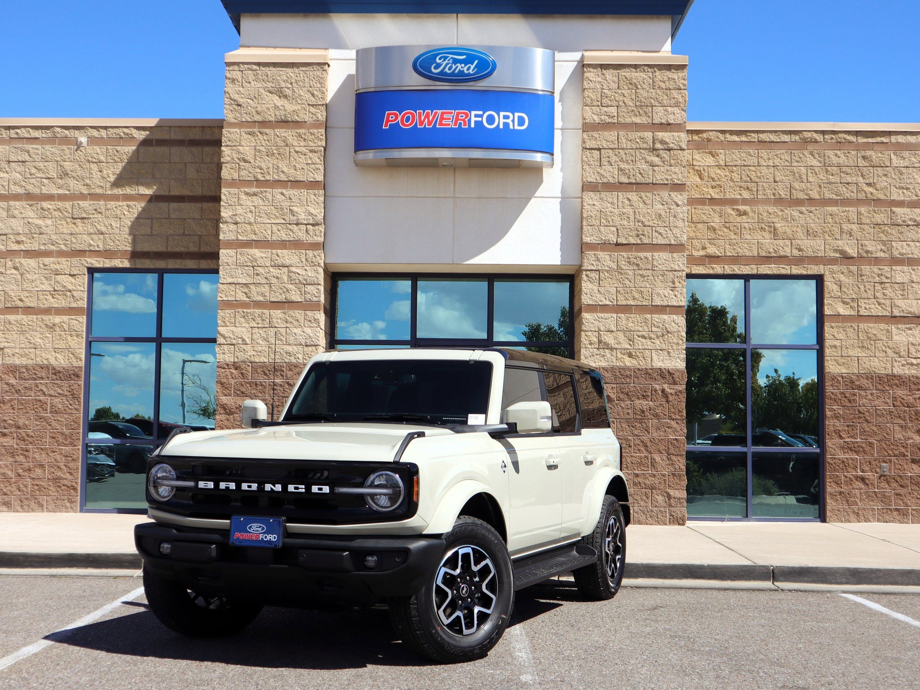 2025 Ford Bronco Outer Banks