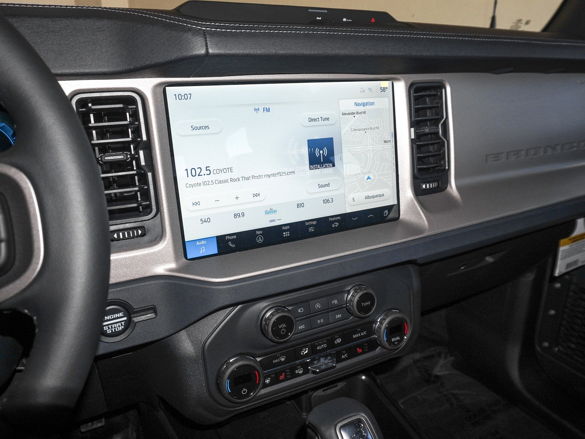 2025 Ford Bronco Outer Banks