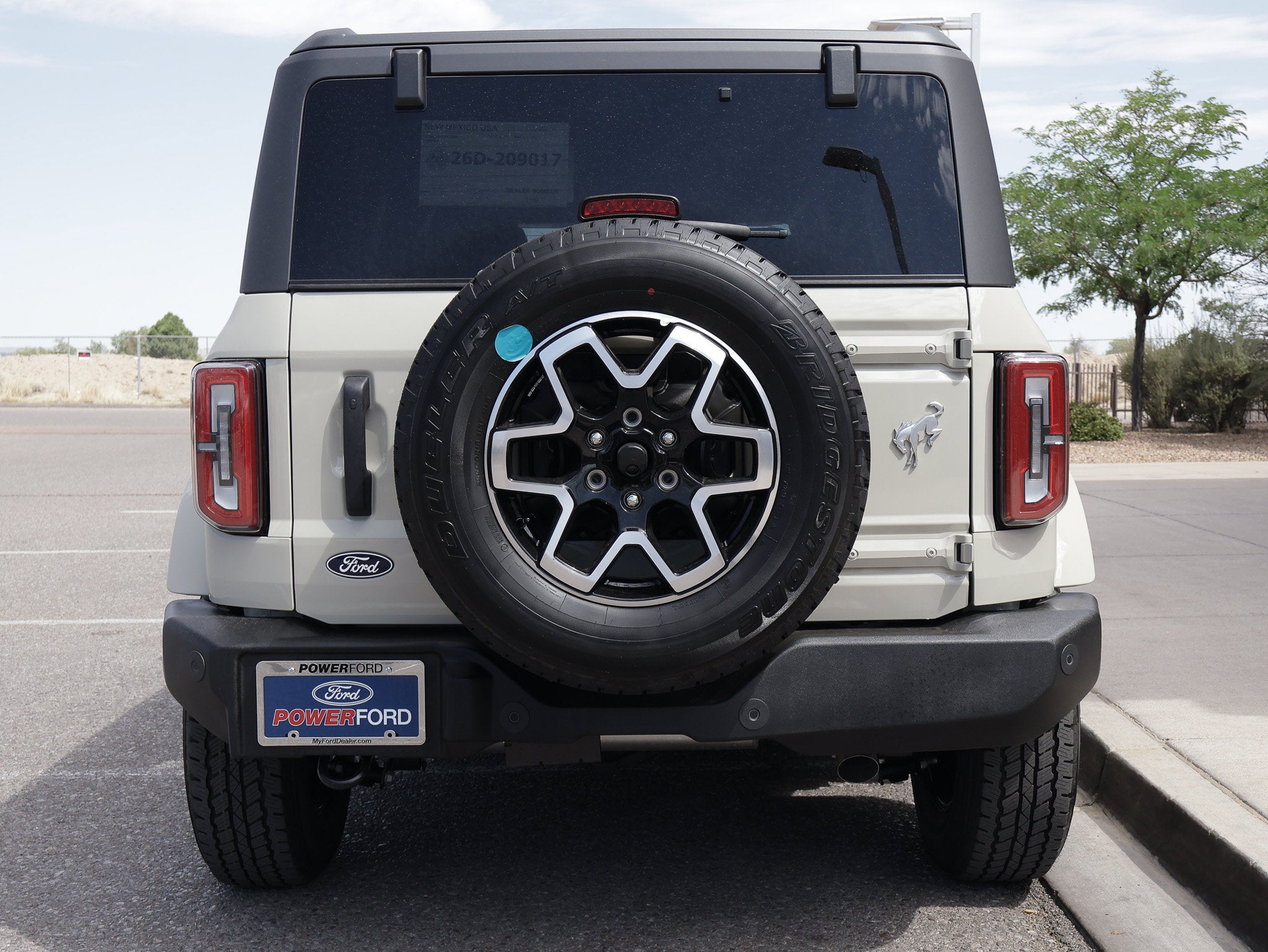 2026 Ford Bronco Outer Banks
