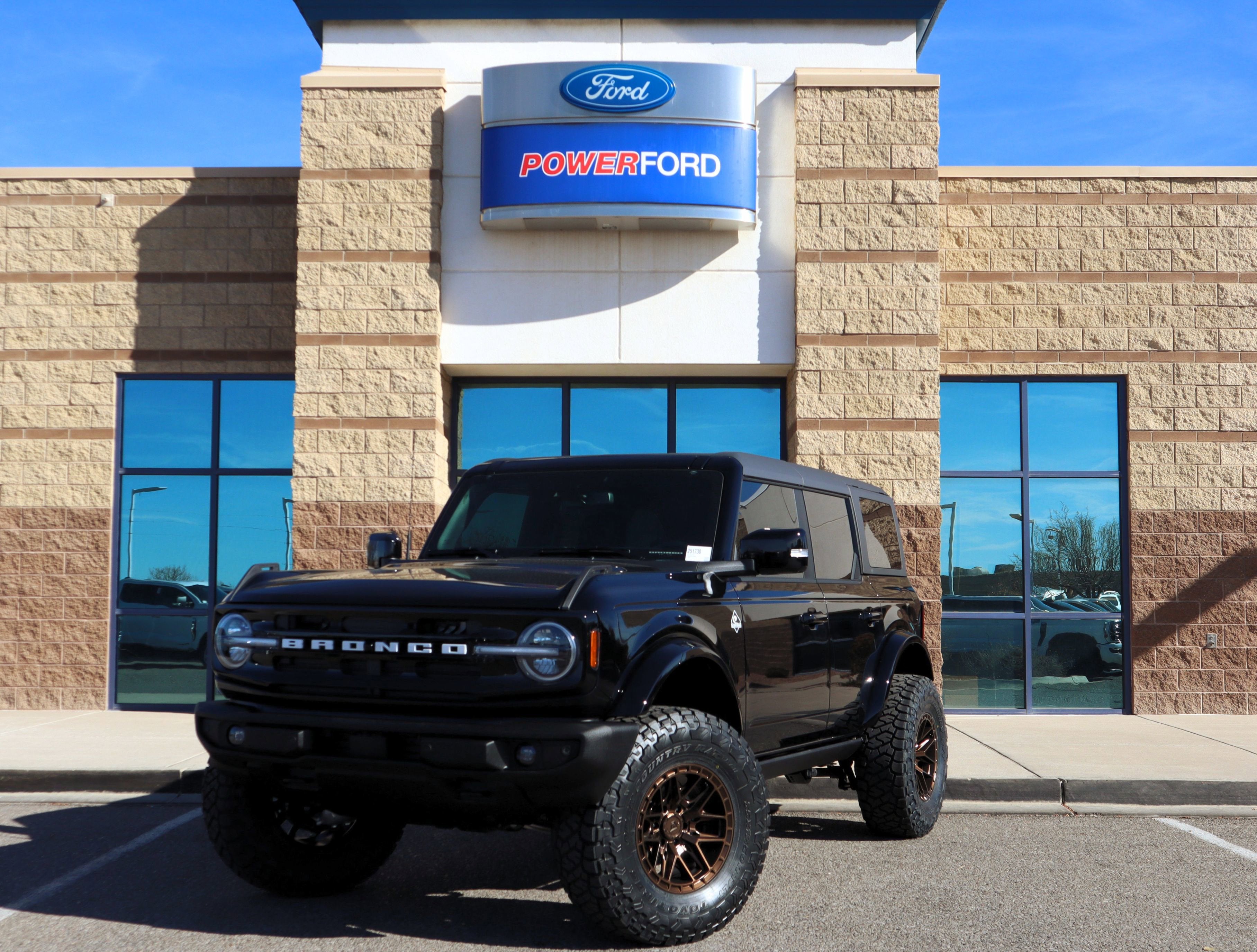 2025 Ford Bronco Outer Banks
