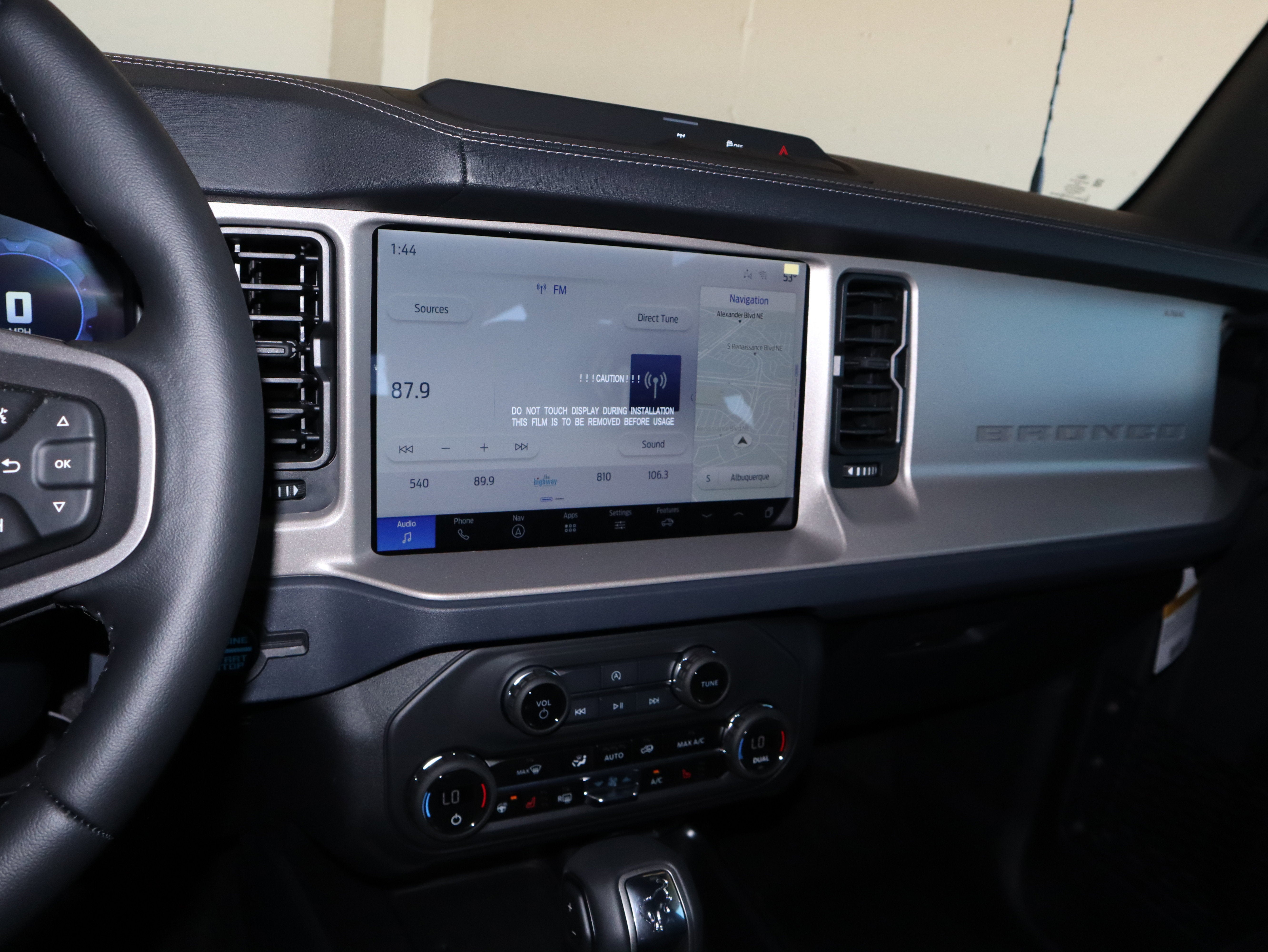 2025 Ford Bronco Outer Banks