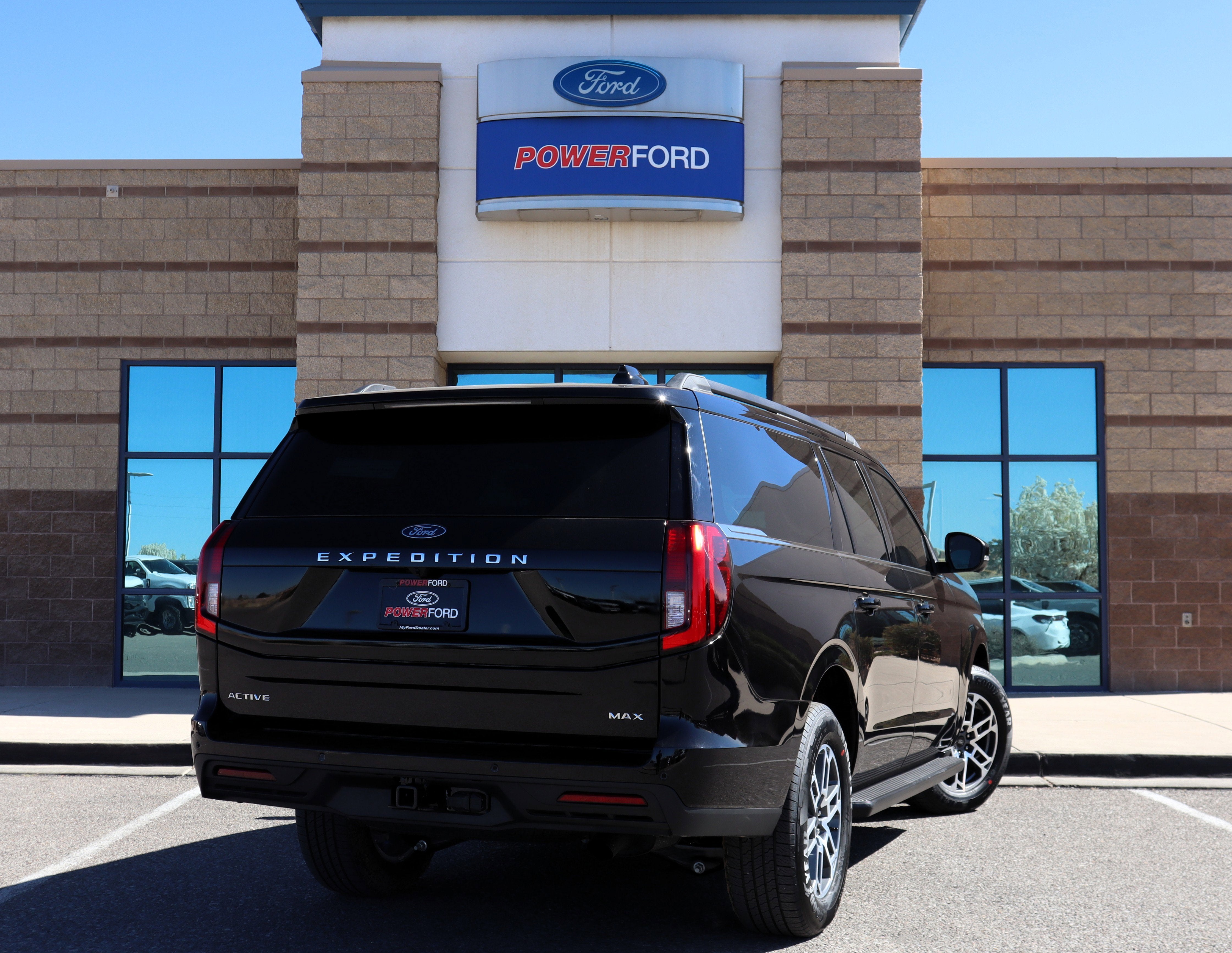 2026 Ford Expedition Max Active