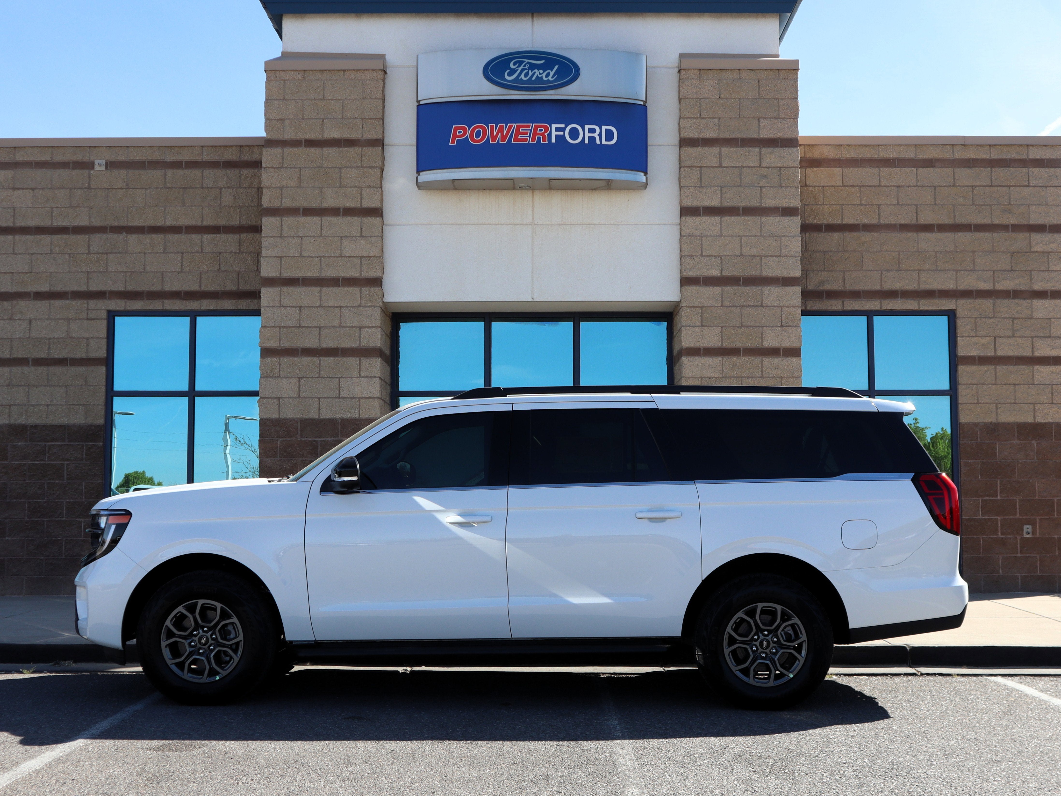 2026 Ford Expedition Max Active