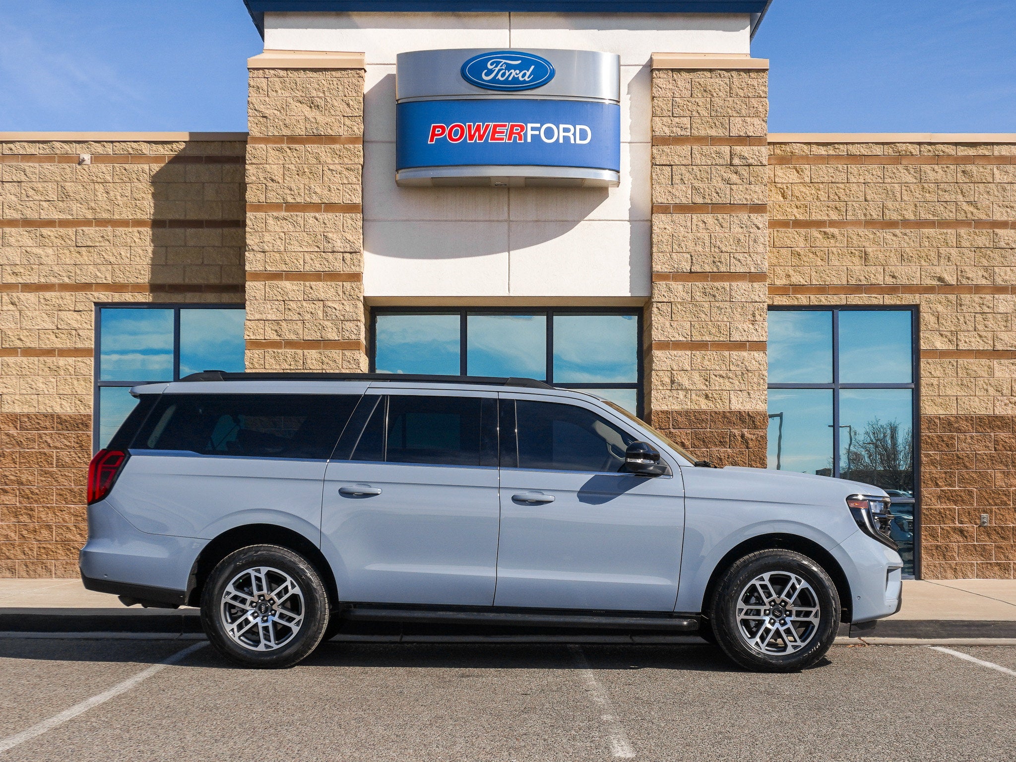 2025 Ford Expedition Max Active