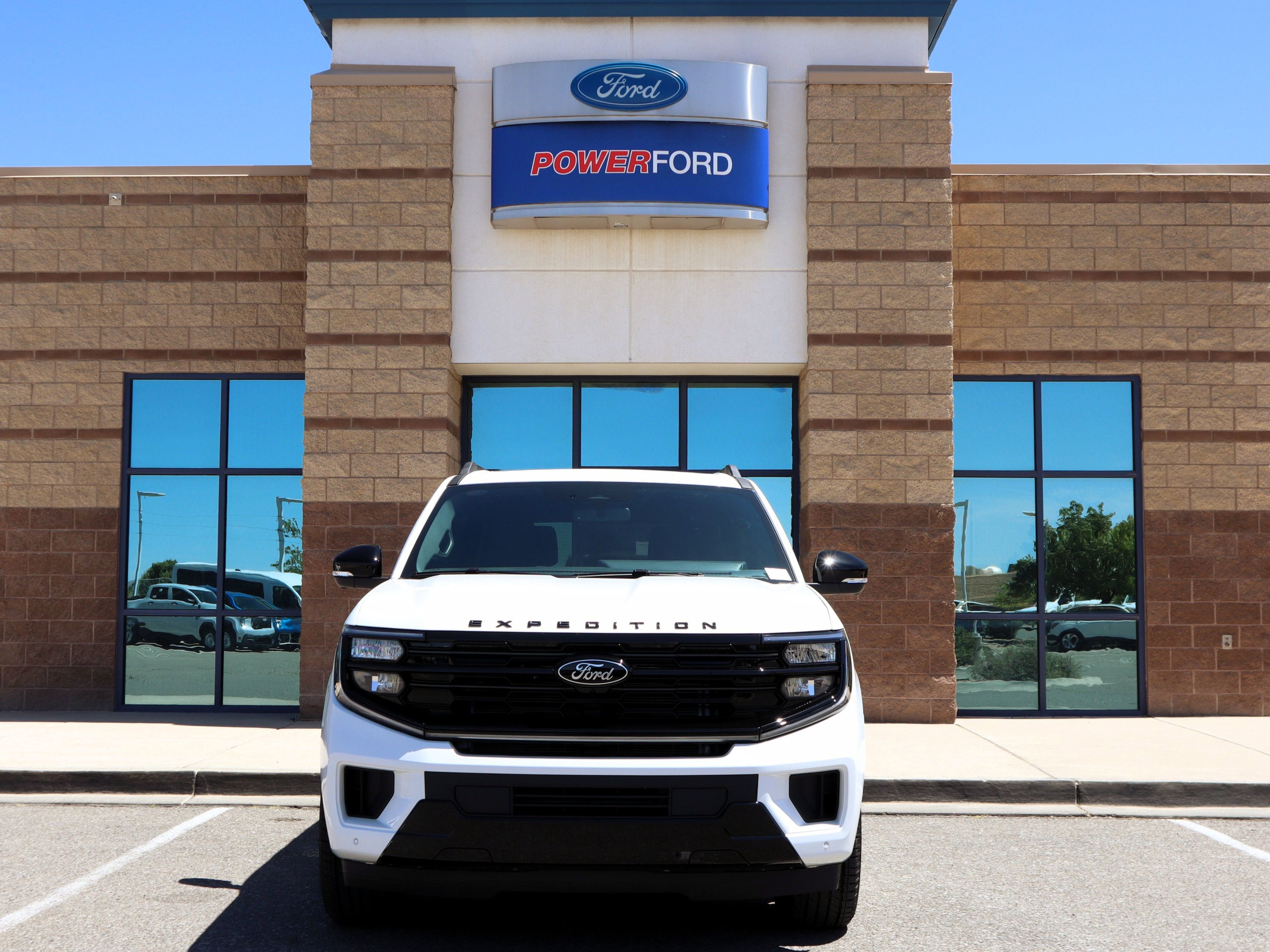 2026 Ford Expedition Max Platinum