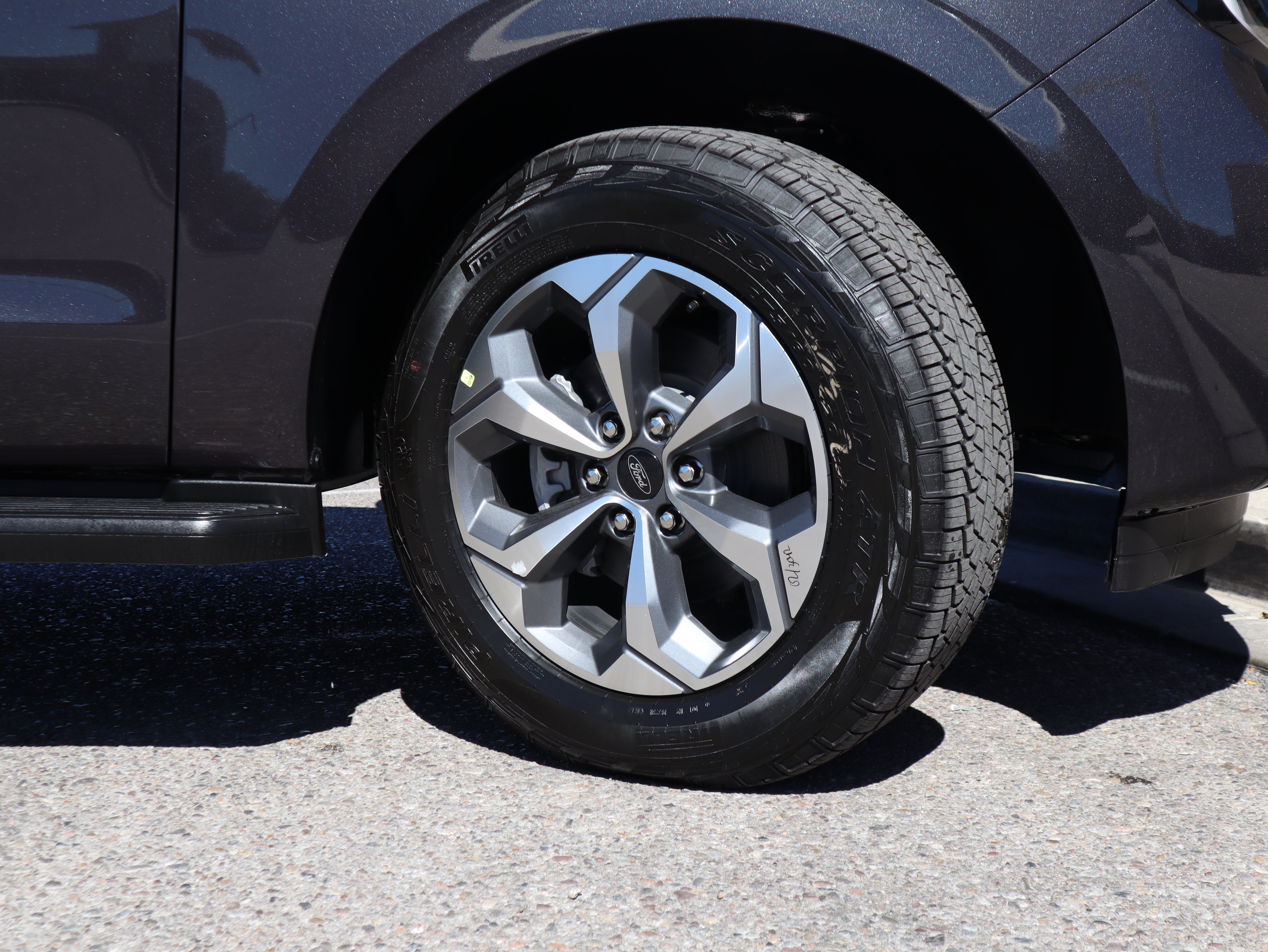 2027 Ford Expedition Active
