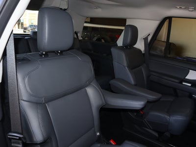 2027 Ford Expedition Active