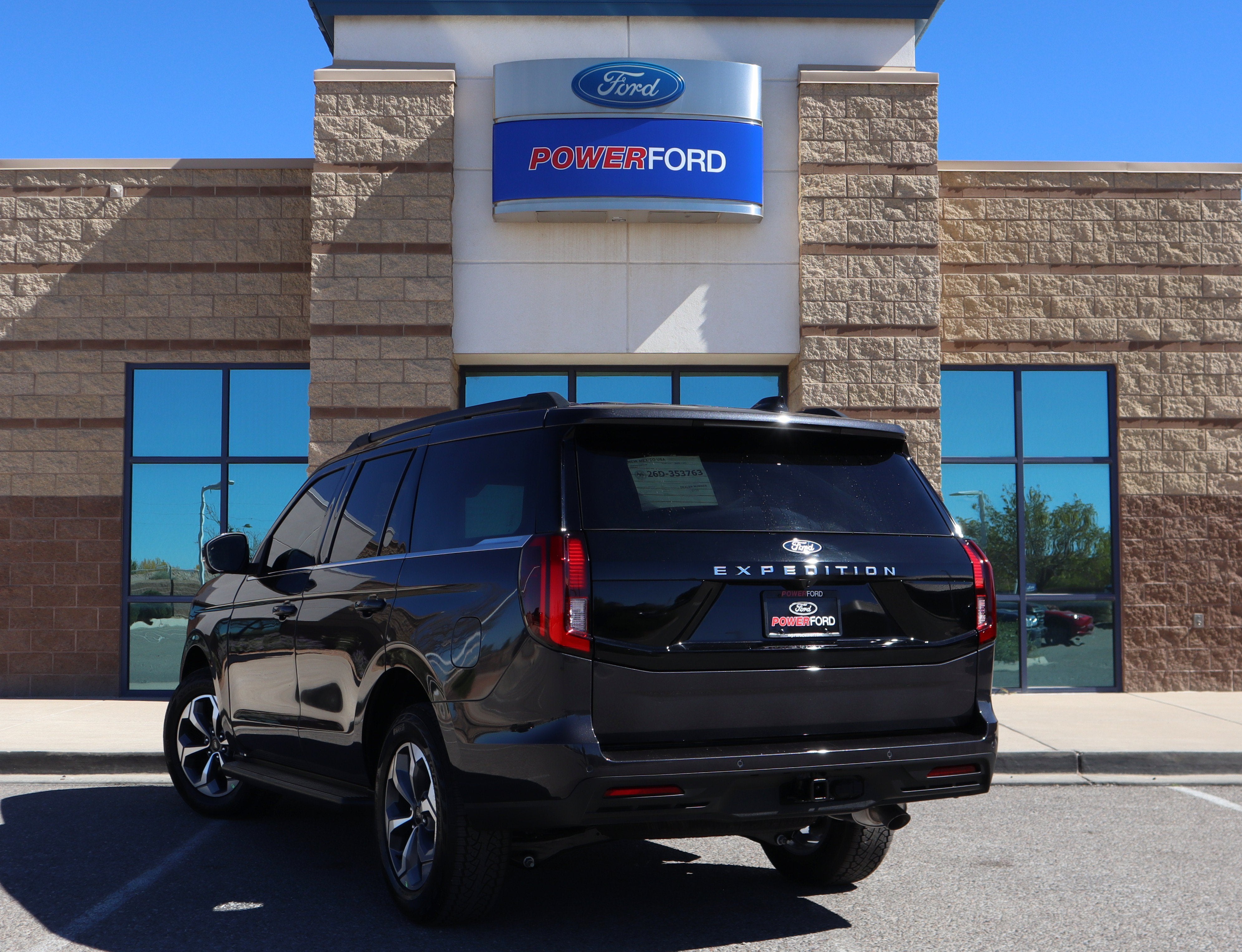 2027 Ford Expedition Active
