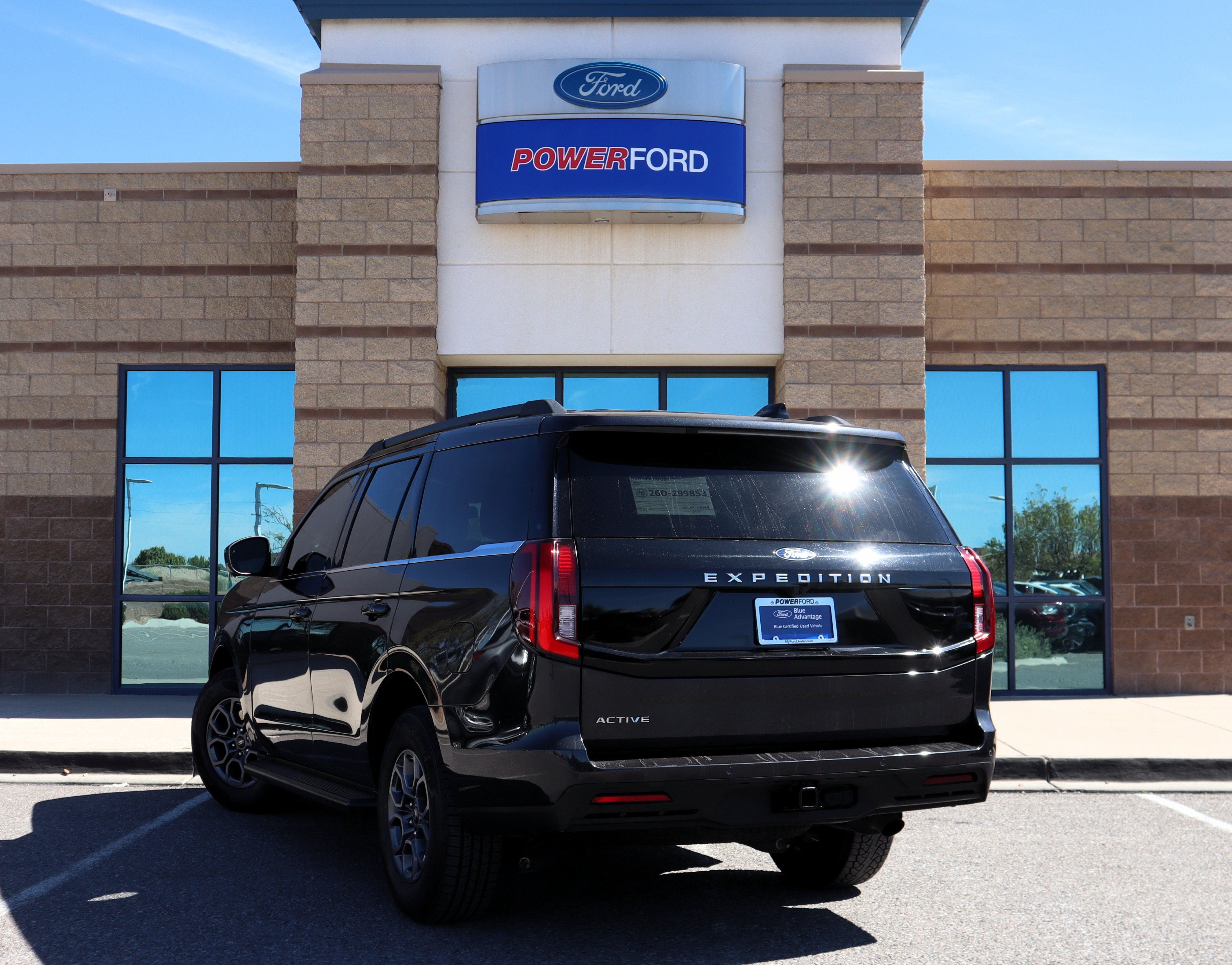 2025 Ford Expedition Active
