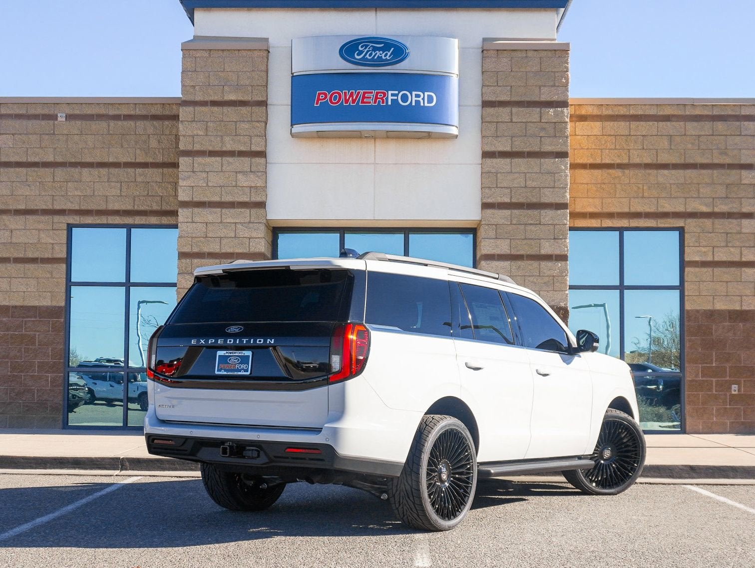 2025 Ford Expedition Active