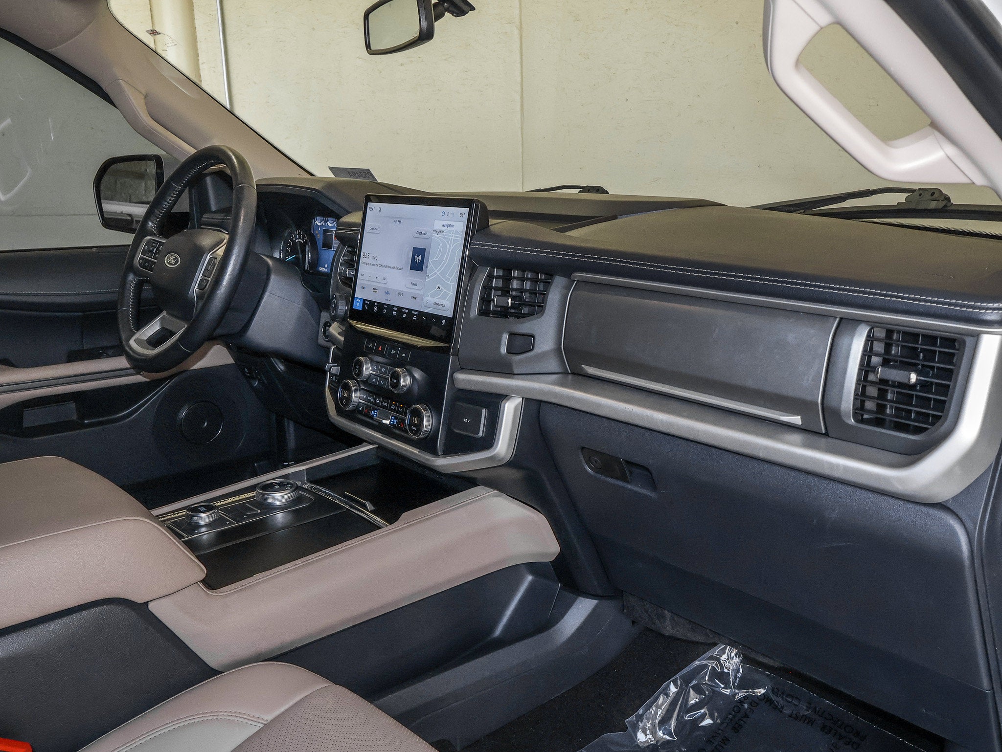 2023 Ford Expedition XLT