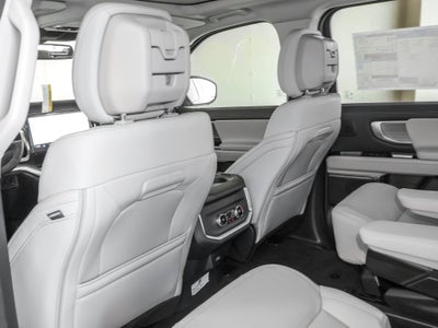 2027 Ford Expedition Platinum