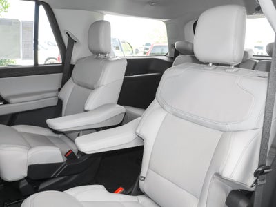 2027 Ford Expedition Platinum