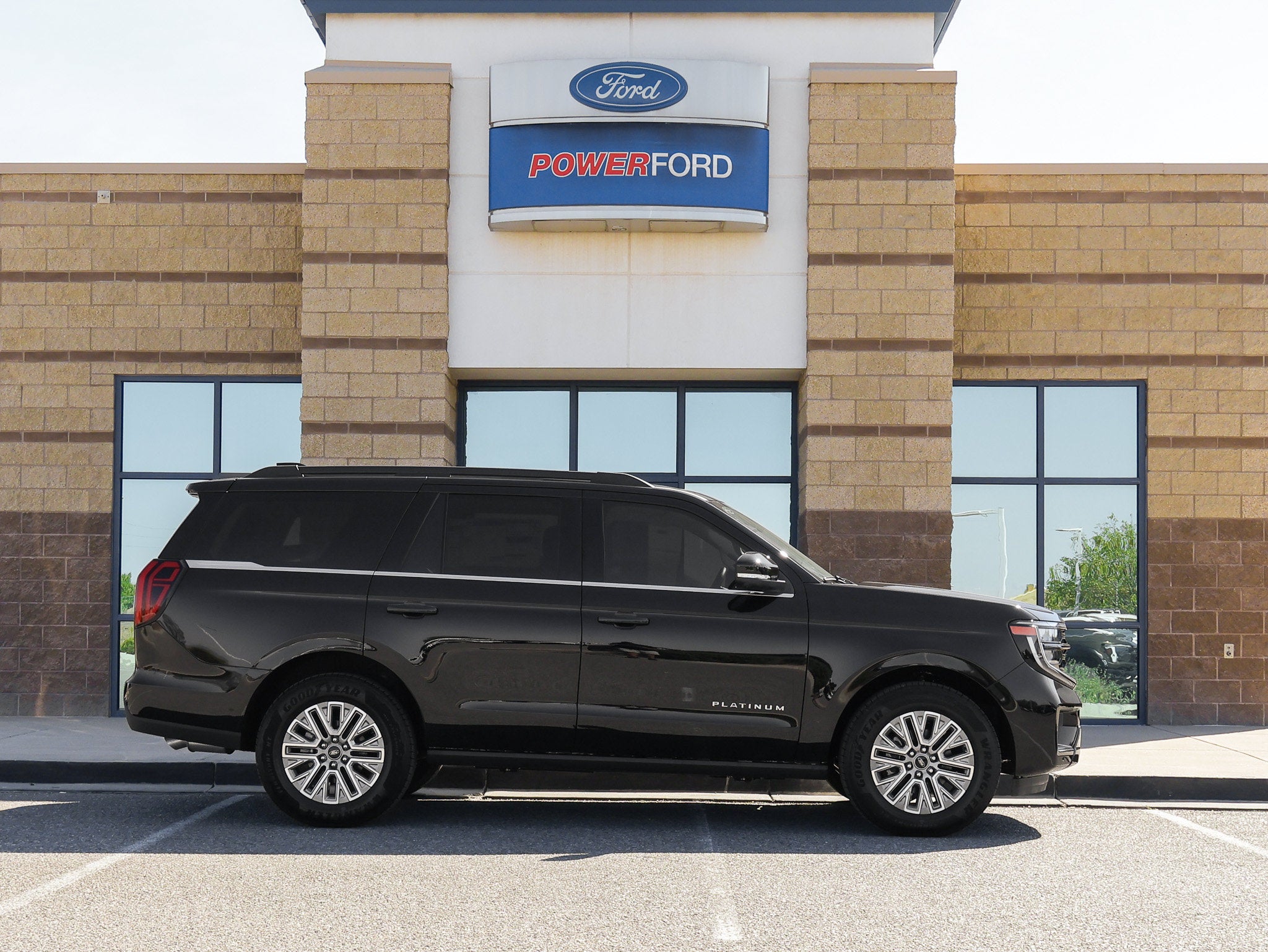 2027 Ford Expedition Platinum