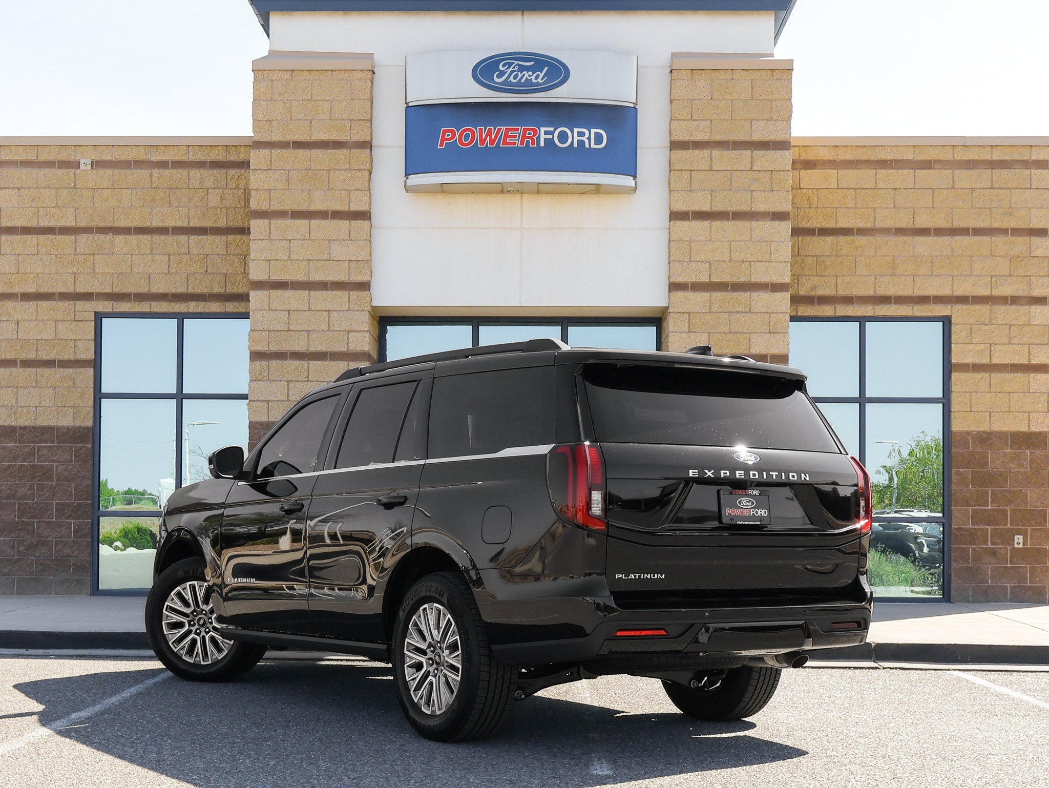 2027 Ford Expedition Platinum