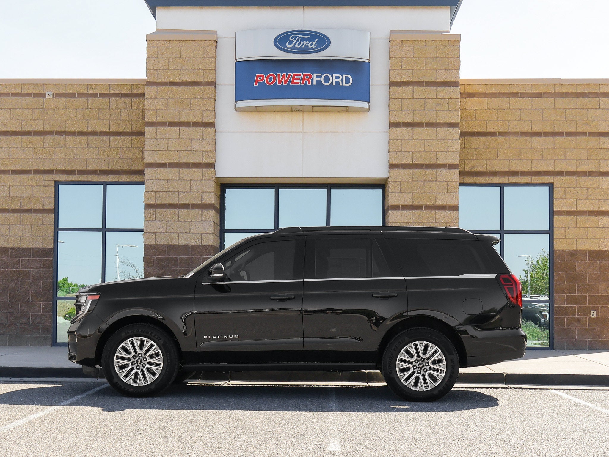 2027 Ford Expedition Platinum