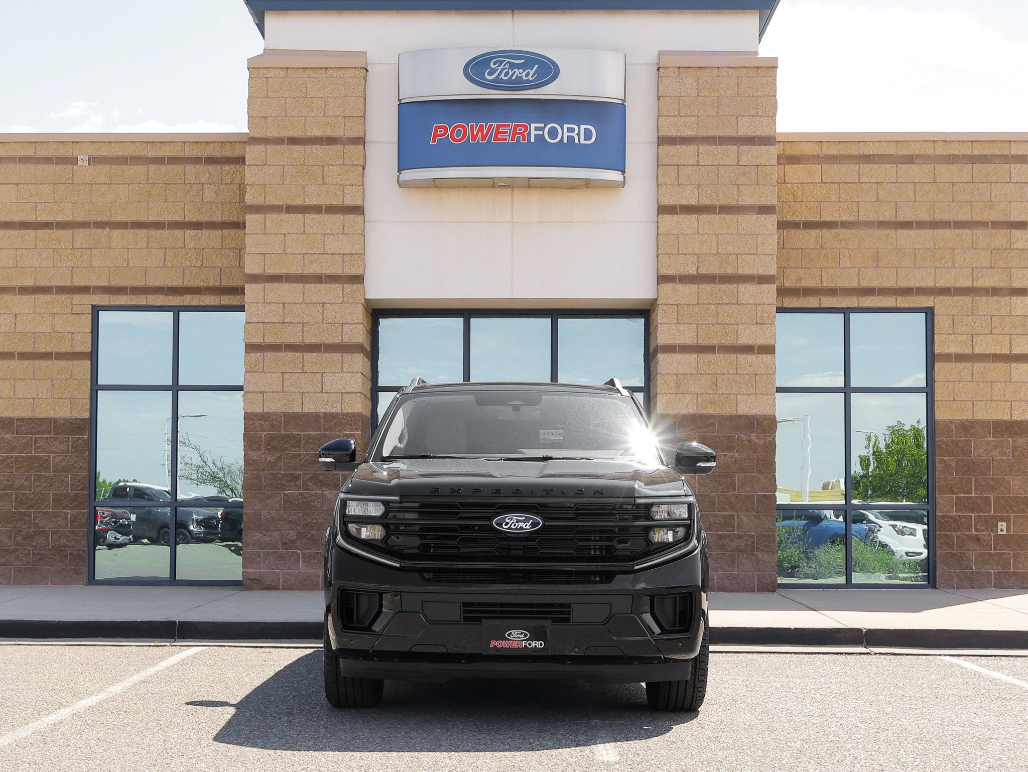 2027 Ford Expedition Platinum