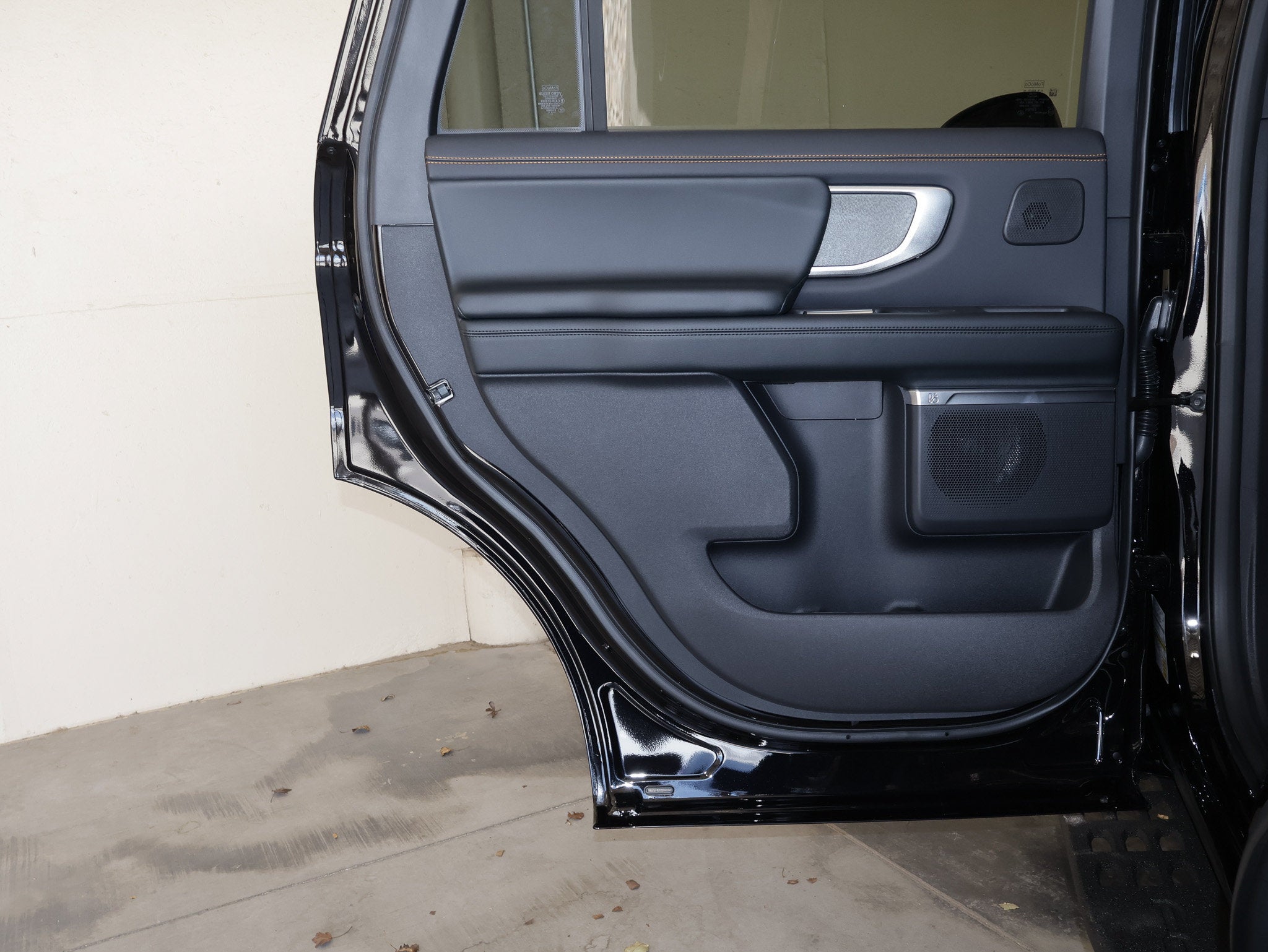 2027 Ford Expedition Tremor