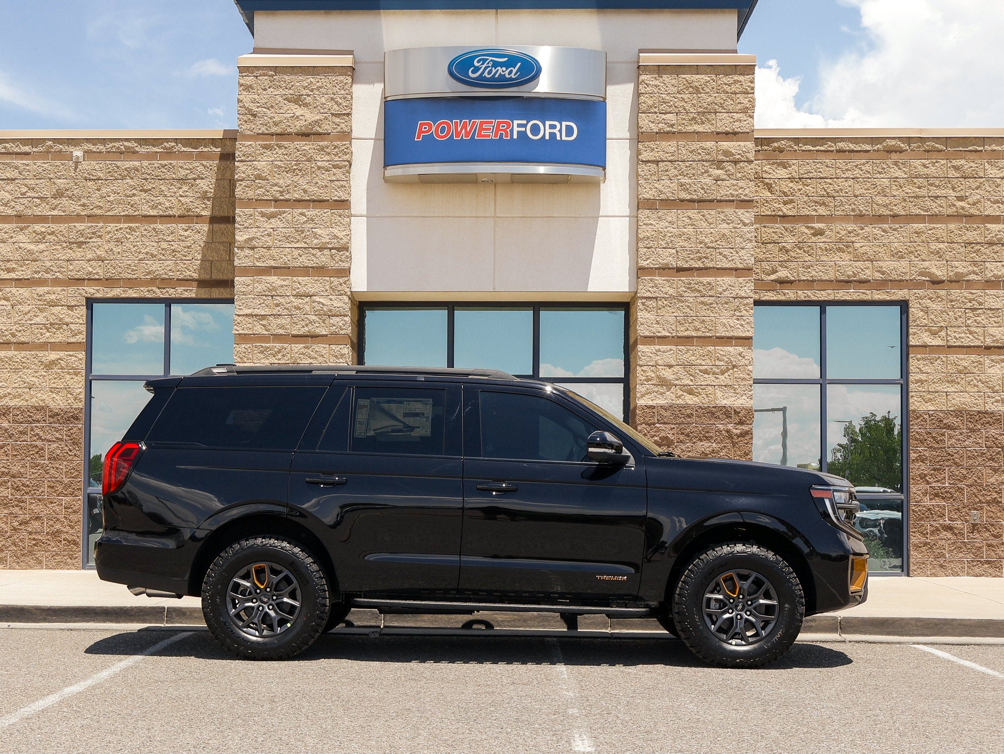 2027 Ford Expedition Tremor