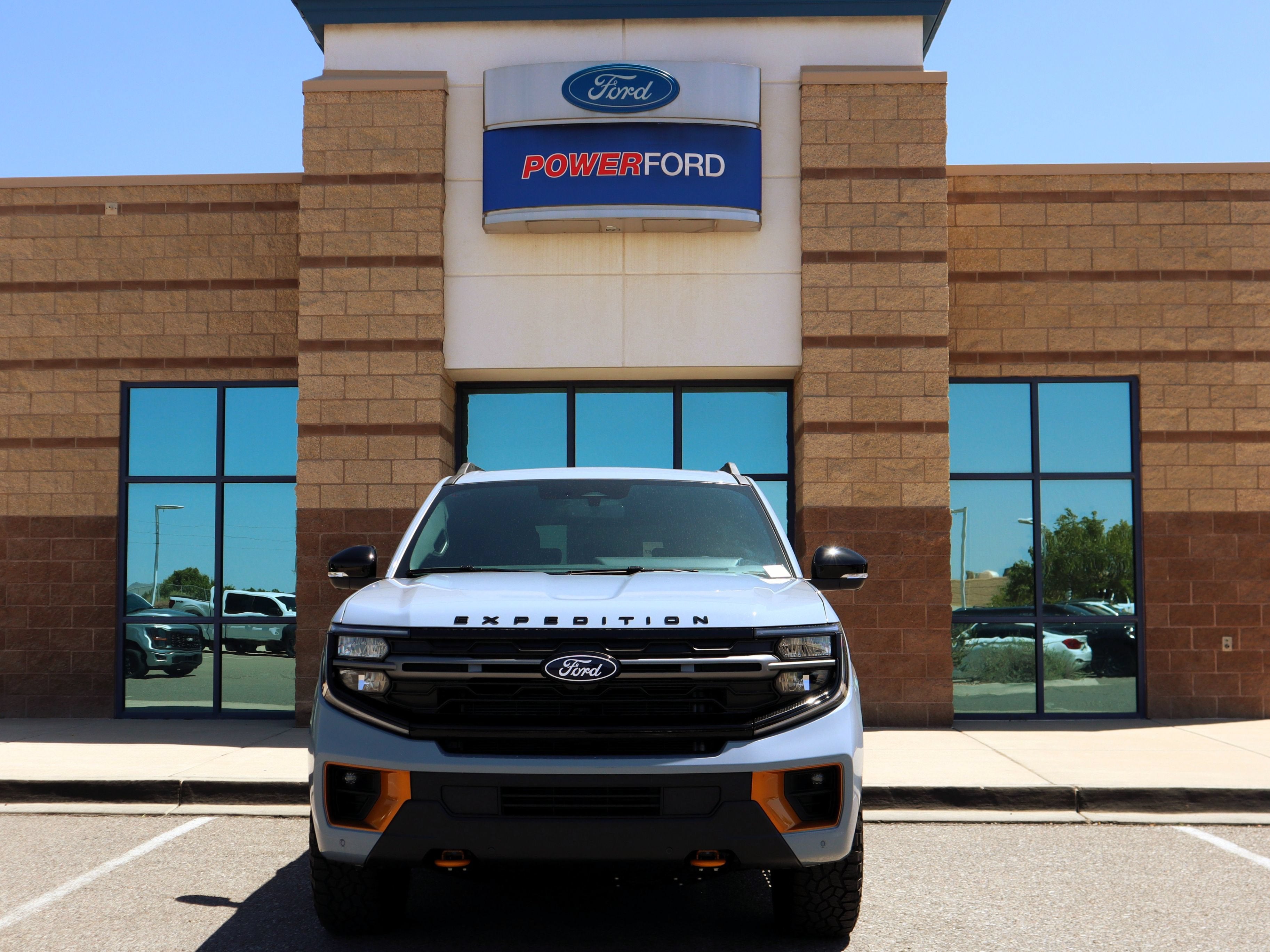 2027 Ford Expedition Tremor