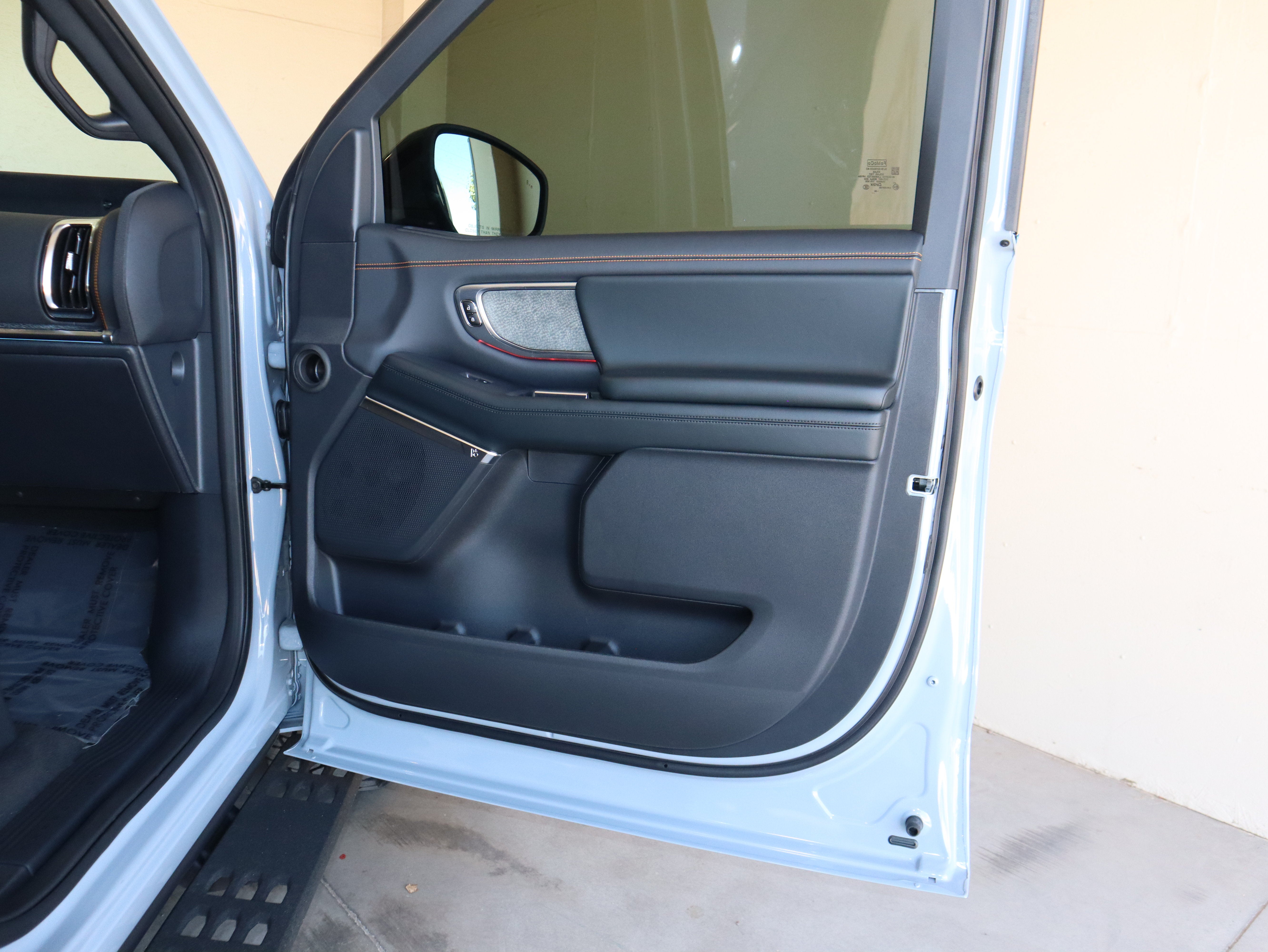 2027 Ford Expedition Tremor