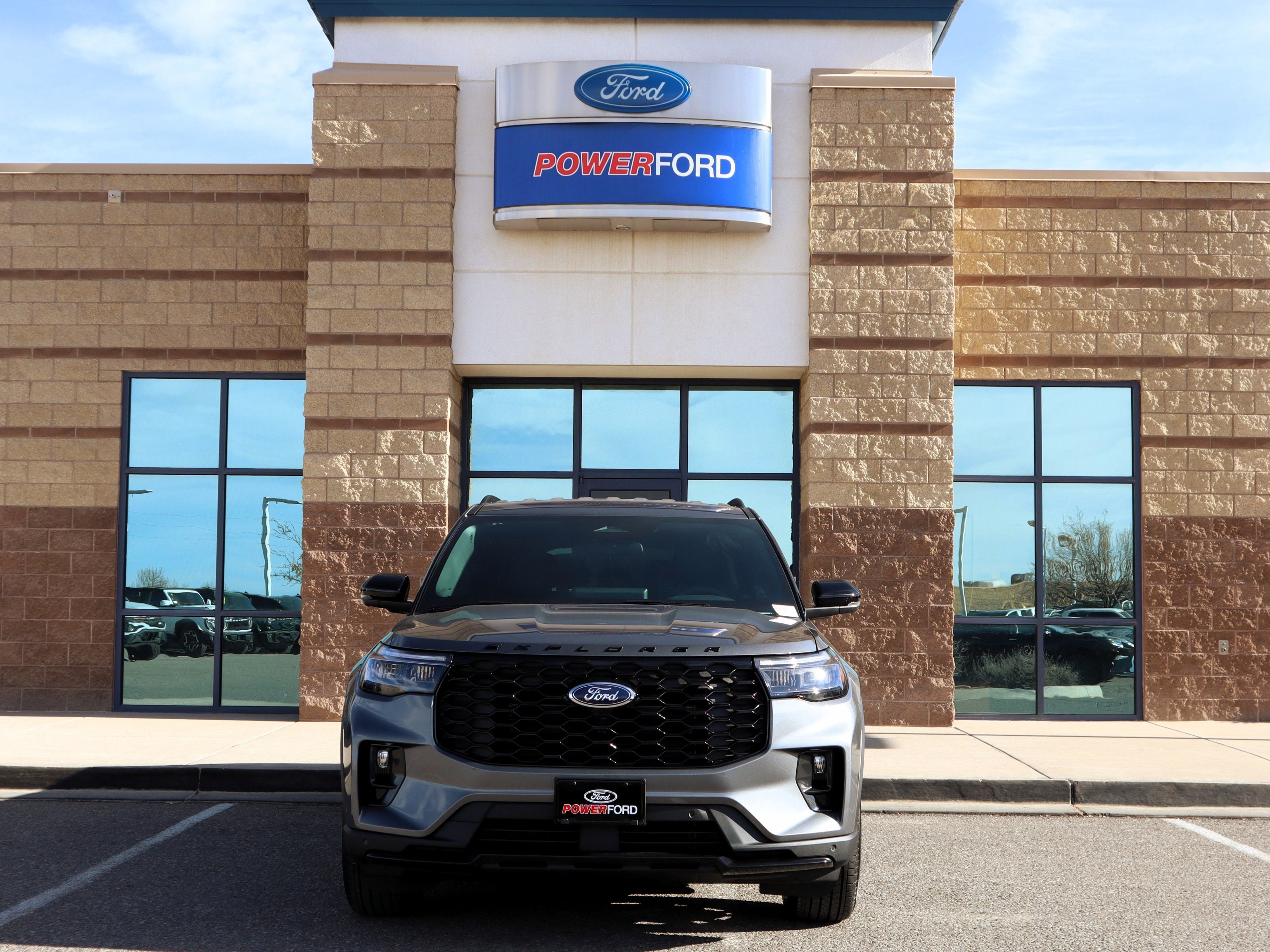 2026 Ford Explorer ST-Line