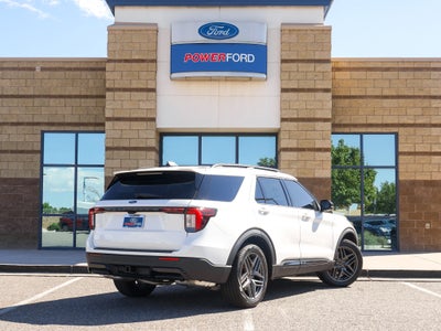 2025 Ford Explorer ST-Line