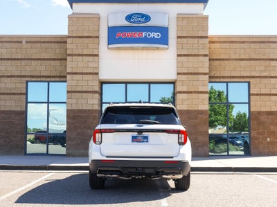 2025 Ford Explorer ST-Line