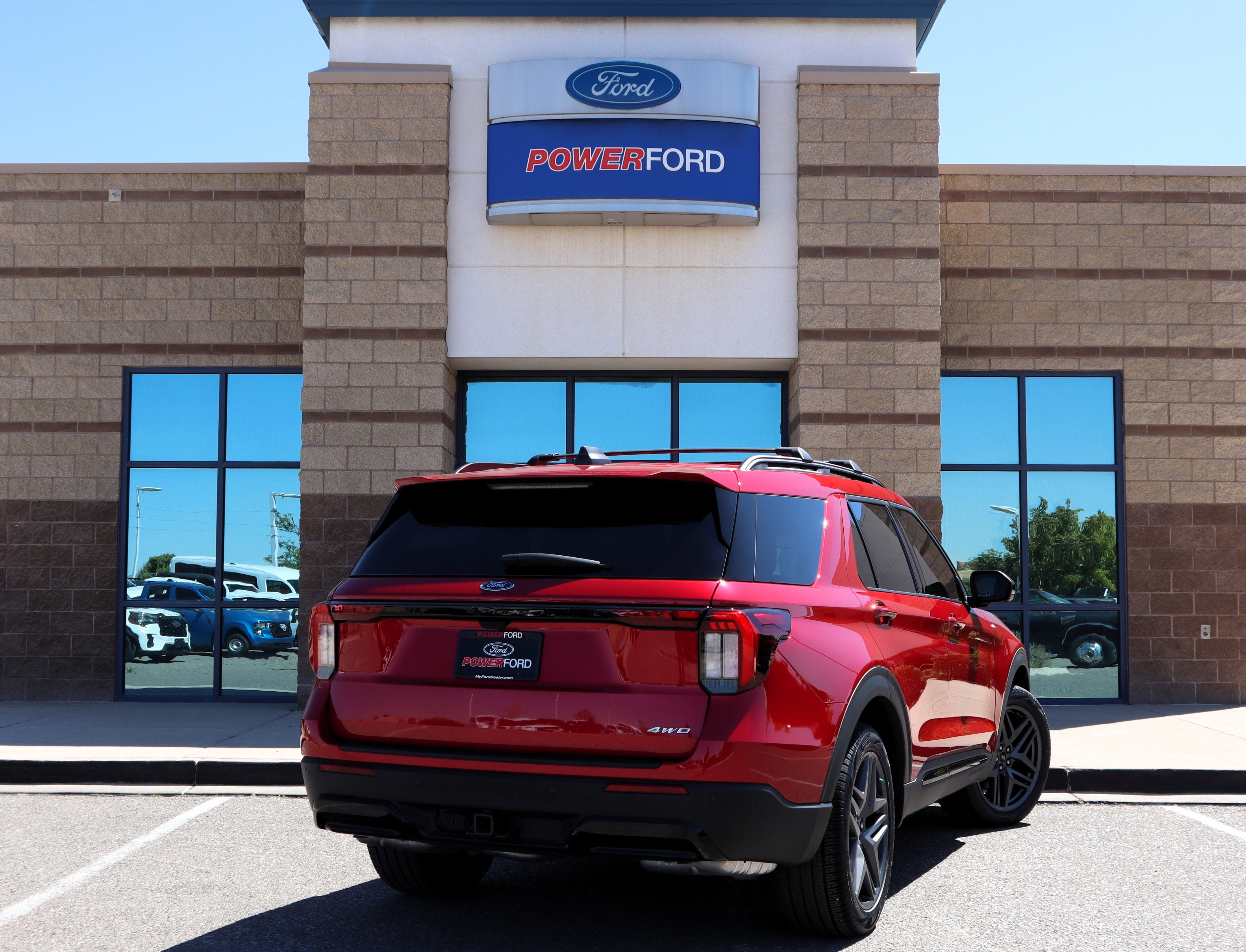 2026 Ford Explorer ST-Line