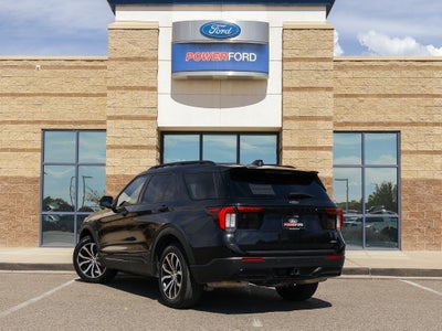 2025 Ford Explorer ST-Line